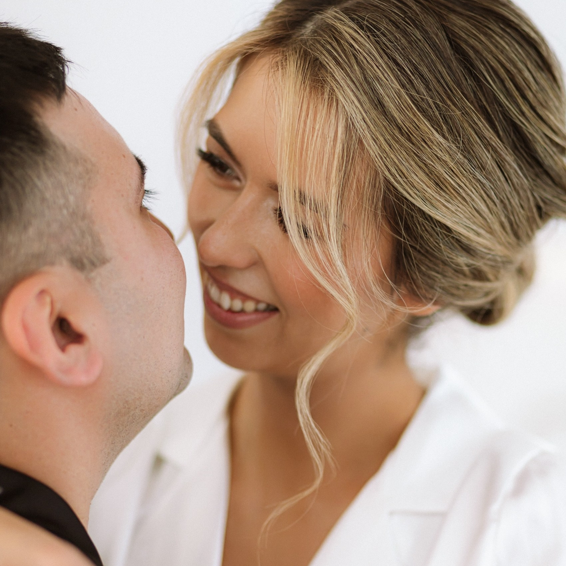 Лилия & Тимур. Утро. Фотограф Уфа Башкирия Мухаметянова Алина. Свадебный семейный портретный