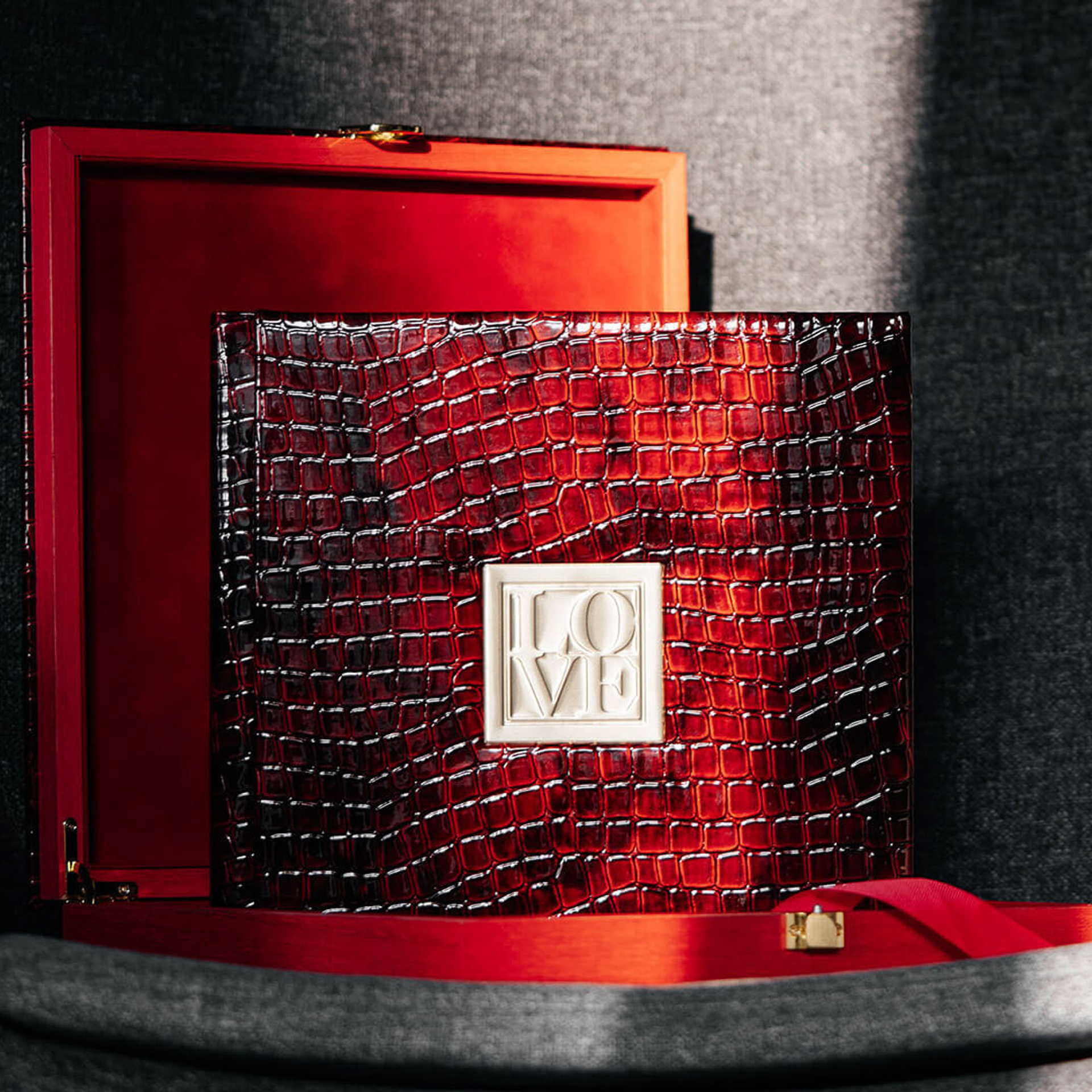 Фотокниги премиум-качества. Свадебный и репортажный фотограф (Москва, Королев и другие)