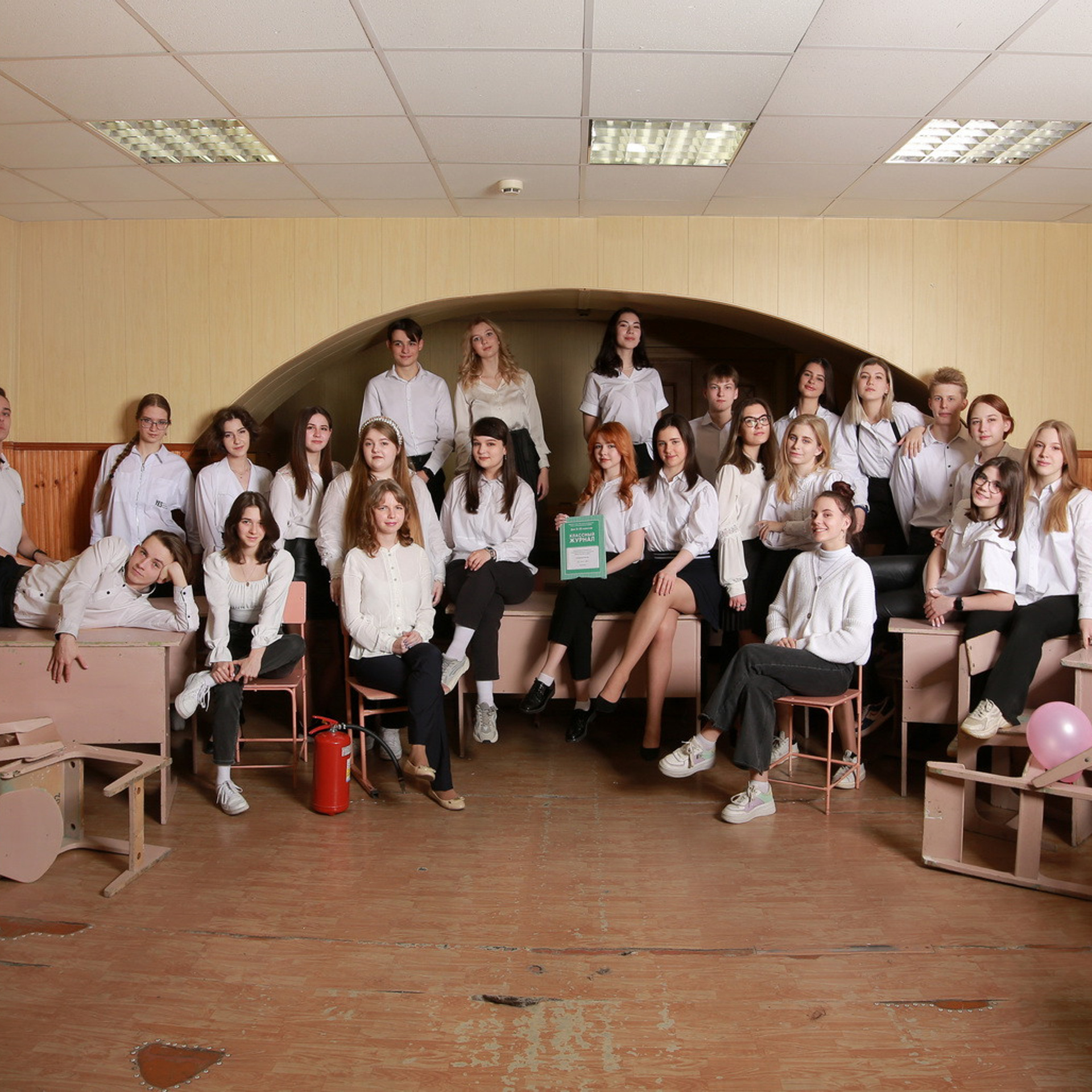 Фотосессии в школе. Фотосъемка и изготовление выпускных альбомов в Ростове-на-Дону