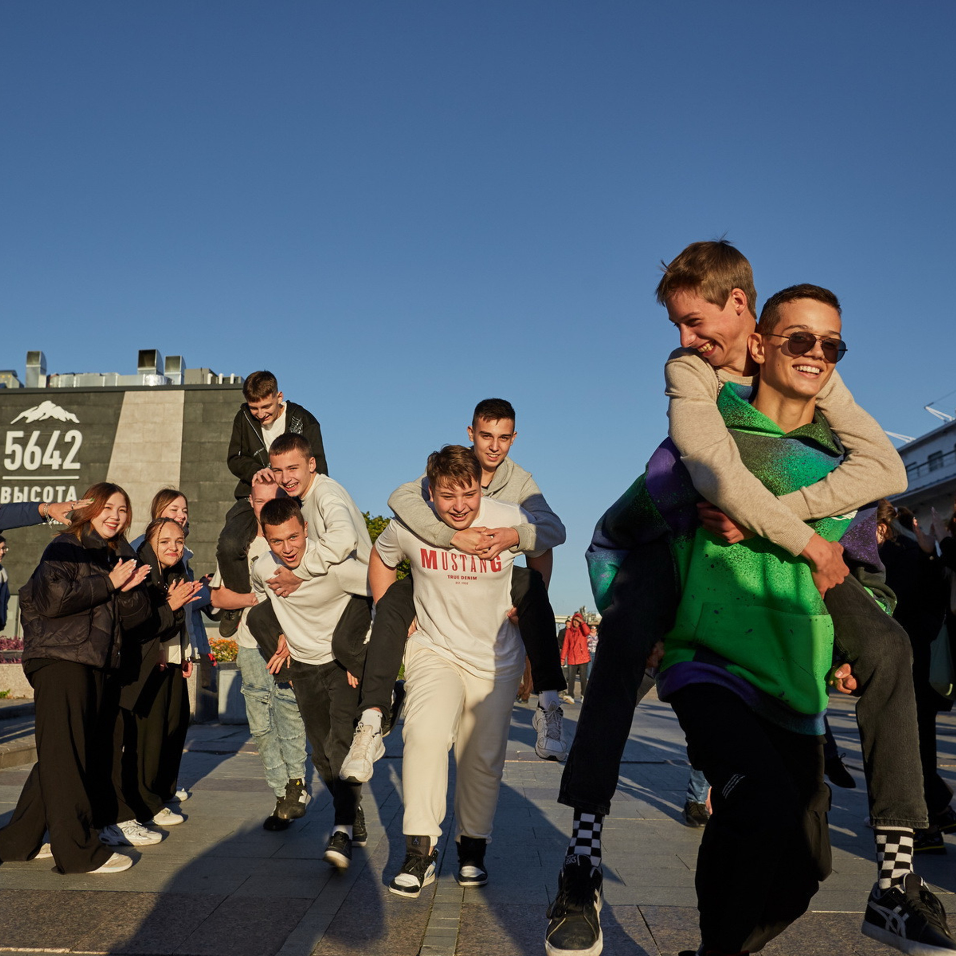 Отзывы. Фотосъемка и изготовление выпускных альбомов в Ростове-на-Дону