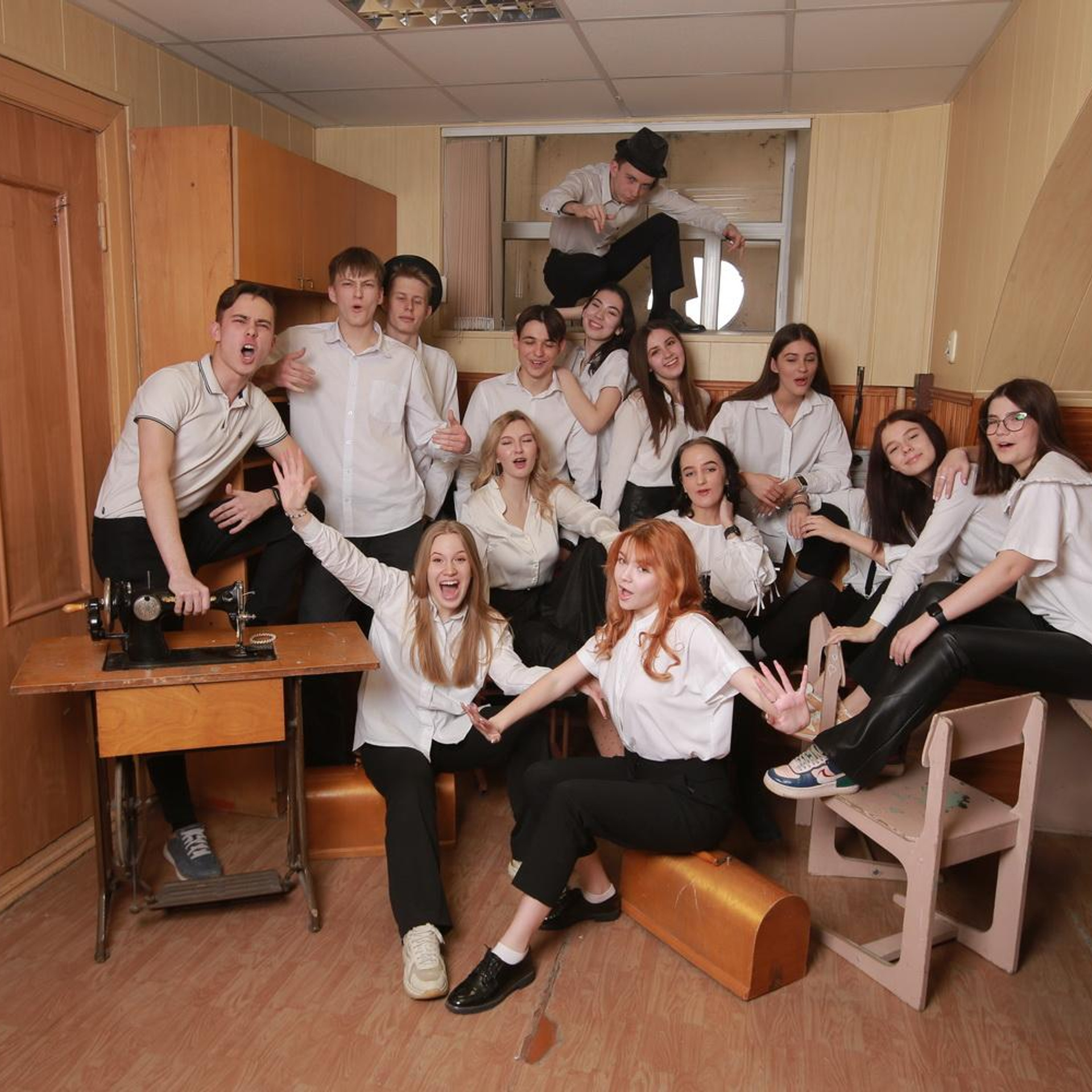 Фотосессии в школе. Фотосъемка и изготовление выпускных альбомов в Ростове-на-Дону