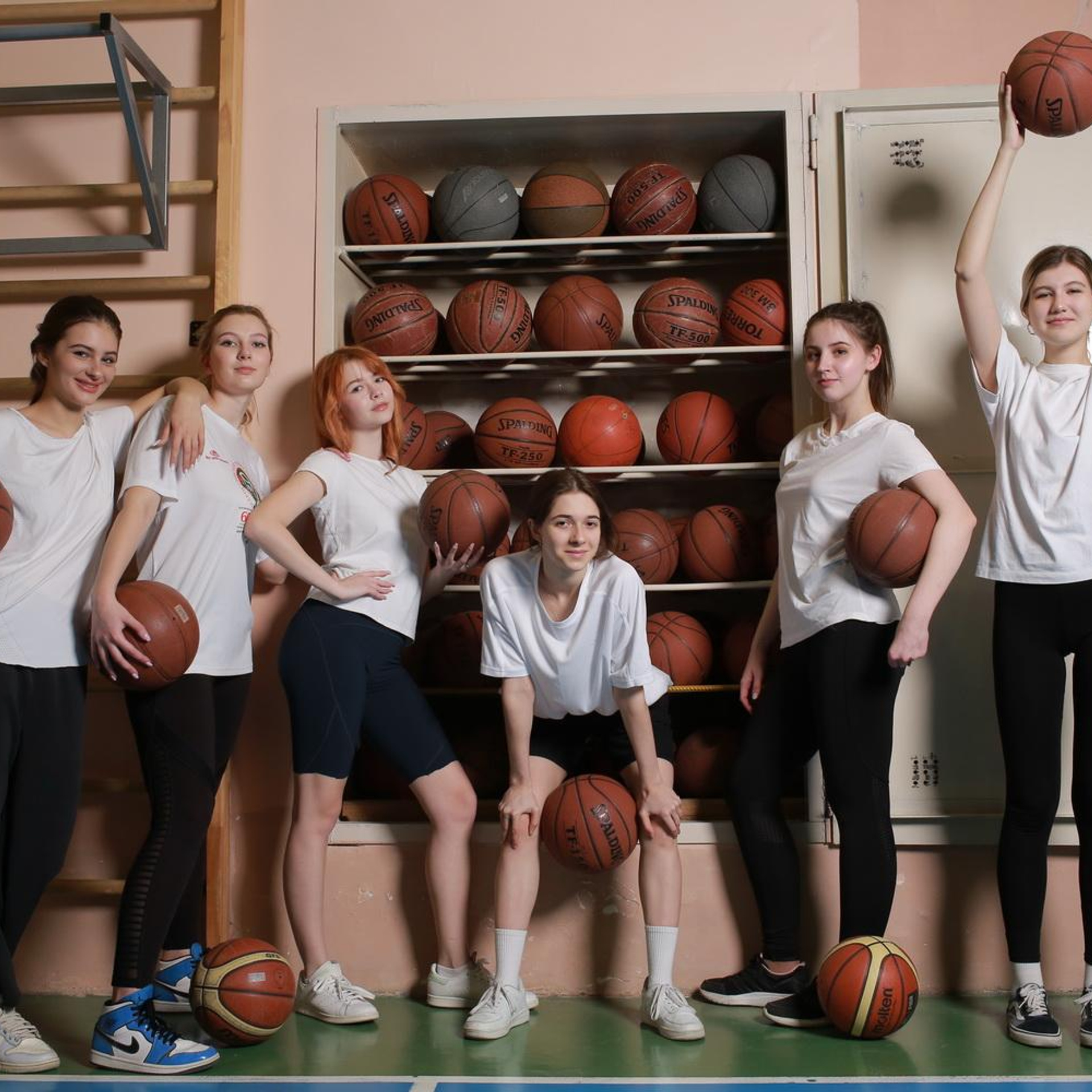 Фотосессии в школе. Фотосъемка и изготовление выпускных альбомов в Ростове-на-Дону