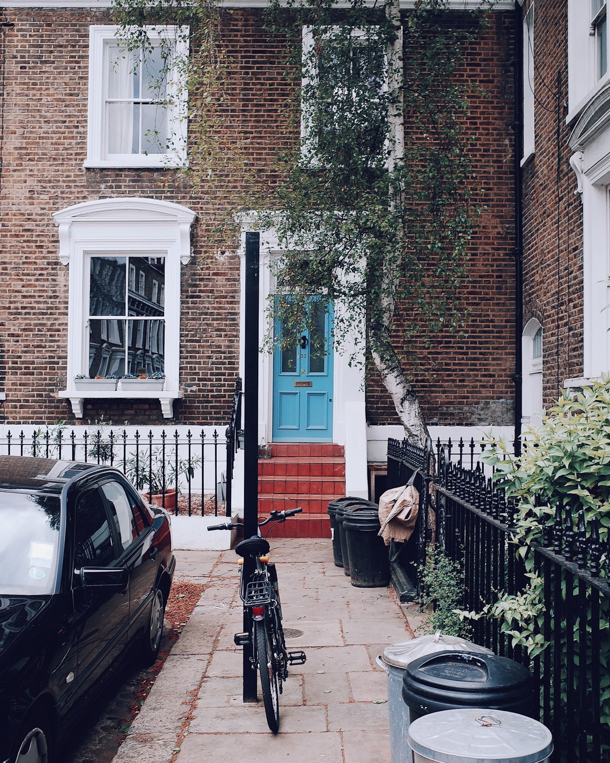 STRANGERS ON THE STREET. Artem Nikiforov — Photographer & Creative Producer in Tbilisi, Georgia