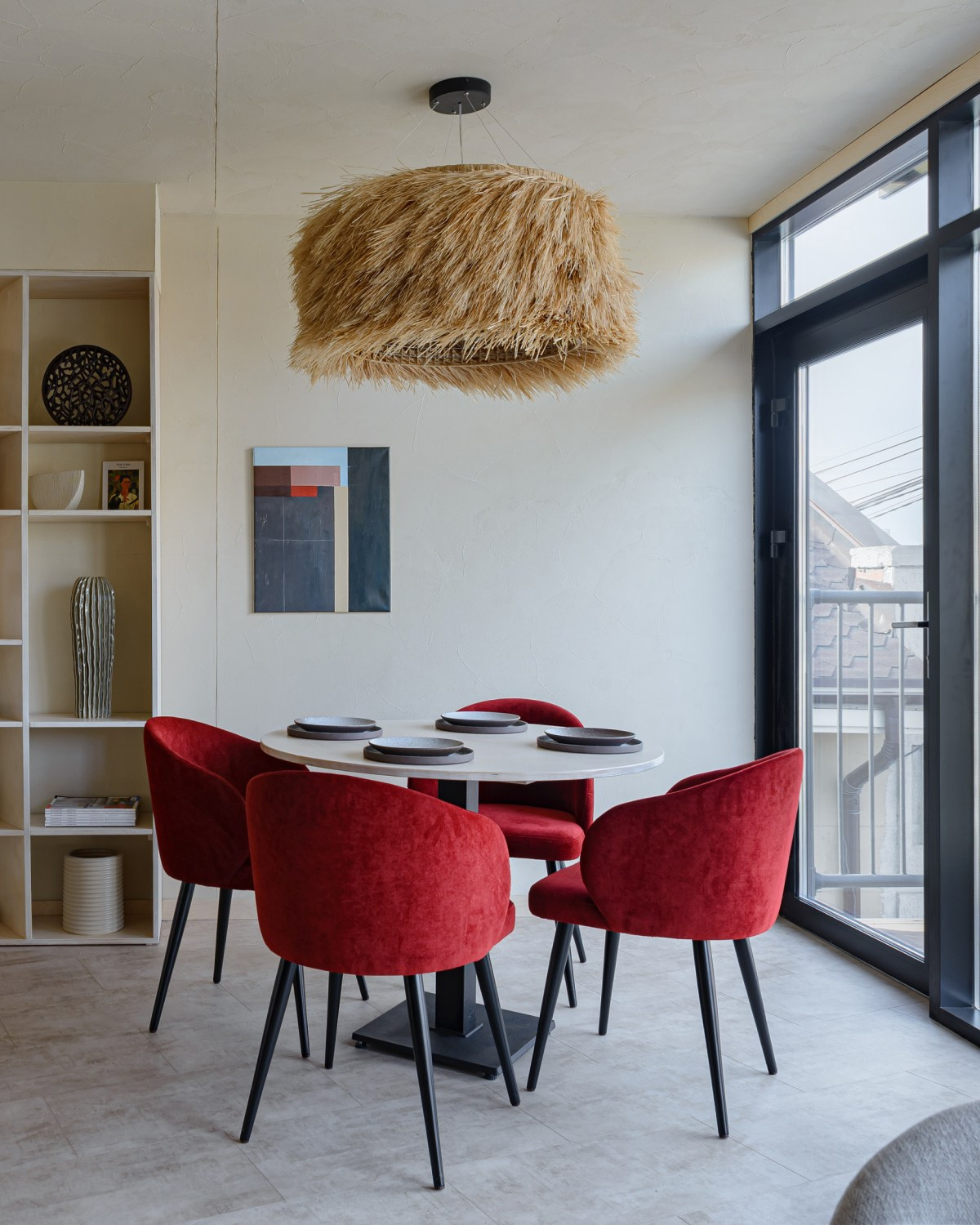 Подвесной плетеный светильник из лыка для кафе