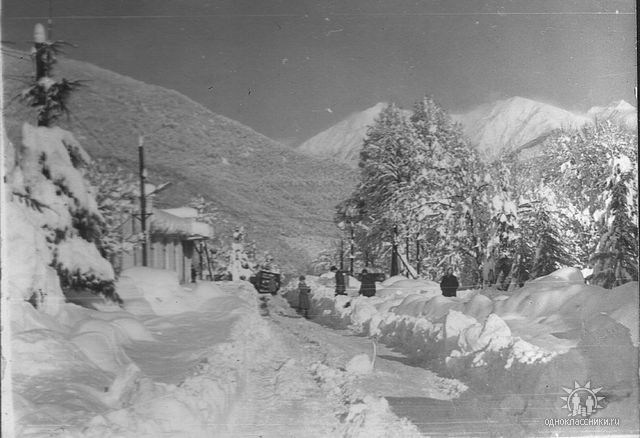 Красная Поляна до Олимпиады. Инструкторы по горным лыжам Сочи Красная Поляна. Горнолыжная школа