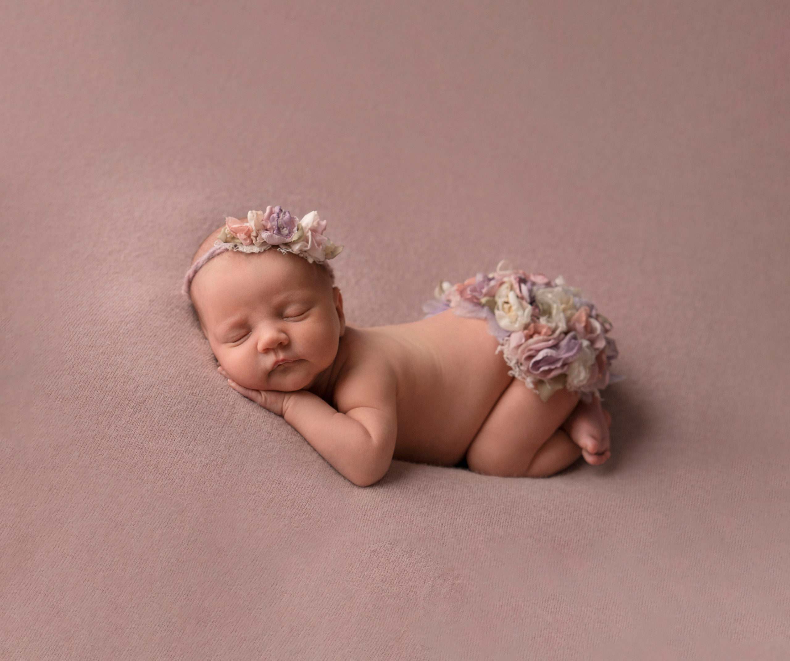 Контакты. Фотограф новорожденных в Новоалександровске Оксана Джолаева