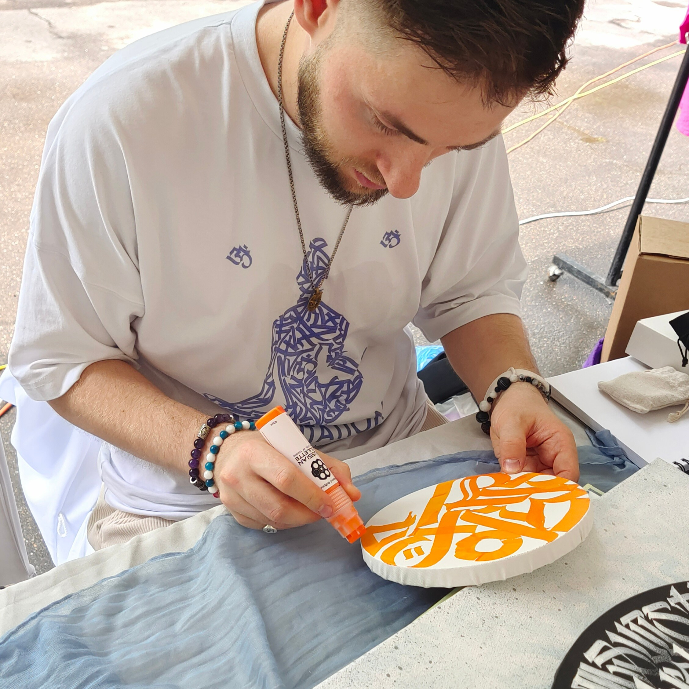 ANDREY RAY: а contemporary artist and spiritual guide of meanings