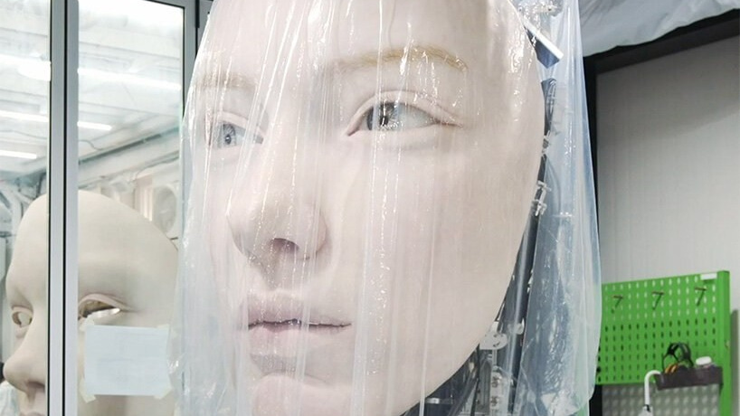 MALIKA RUSTAM — FASHION&BEAUTY EDITOR