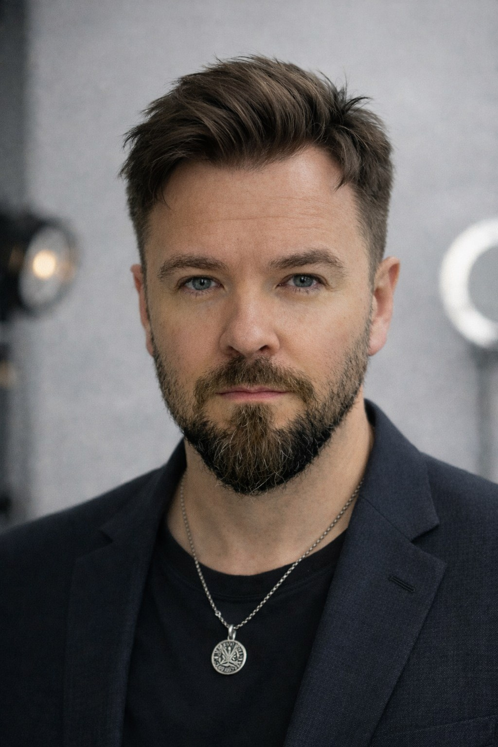 Авторский бизнес-портрет в Москве — для личного бренда | Иван Кушаков