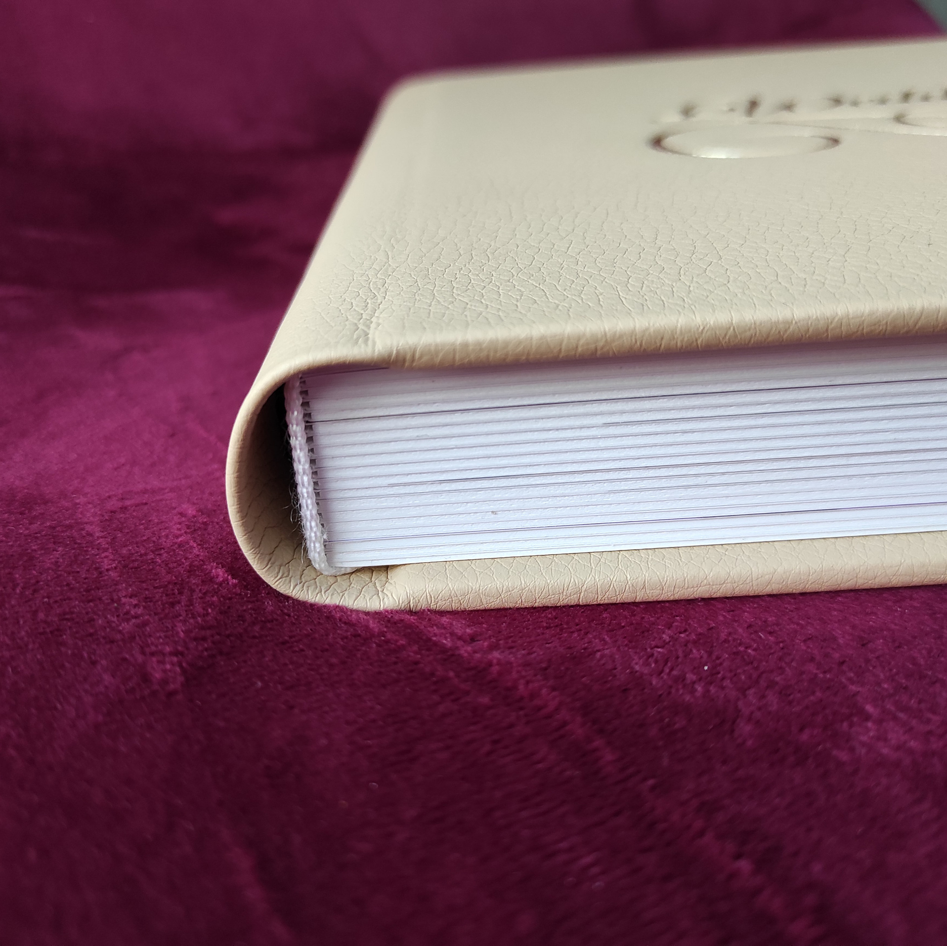 Фотокниги на заказ. Семейный и свадебный фотограф в Санкт-Петербурге Серафима Смирнова