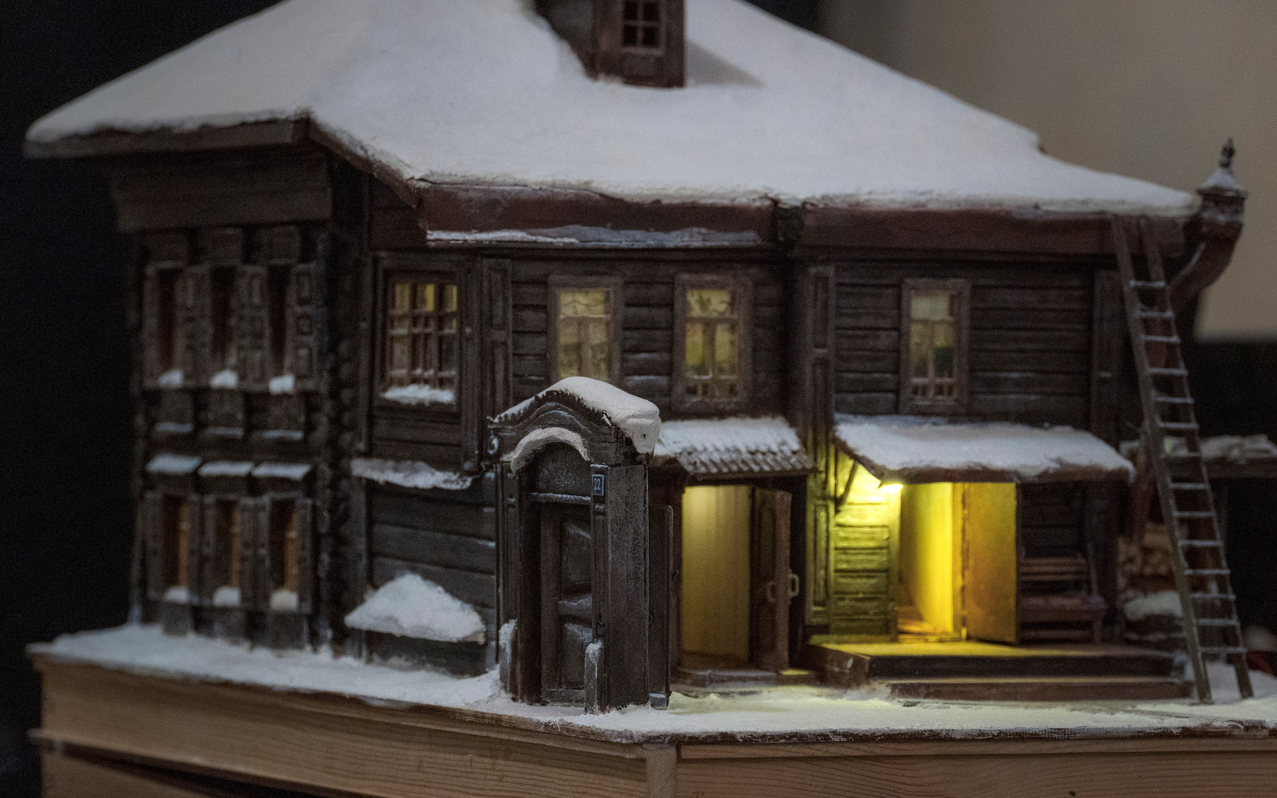 Выставка акварельной живописи «ТюменьЯ» в Драмтеатре