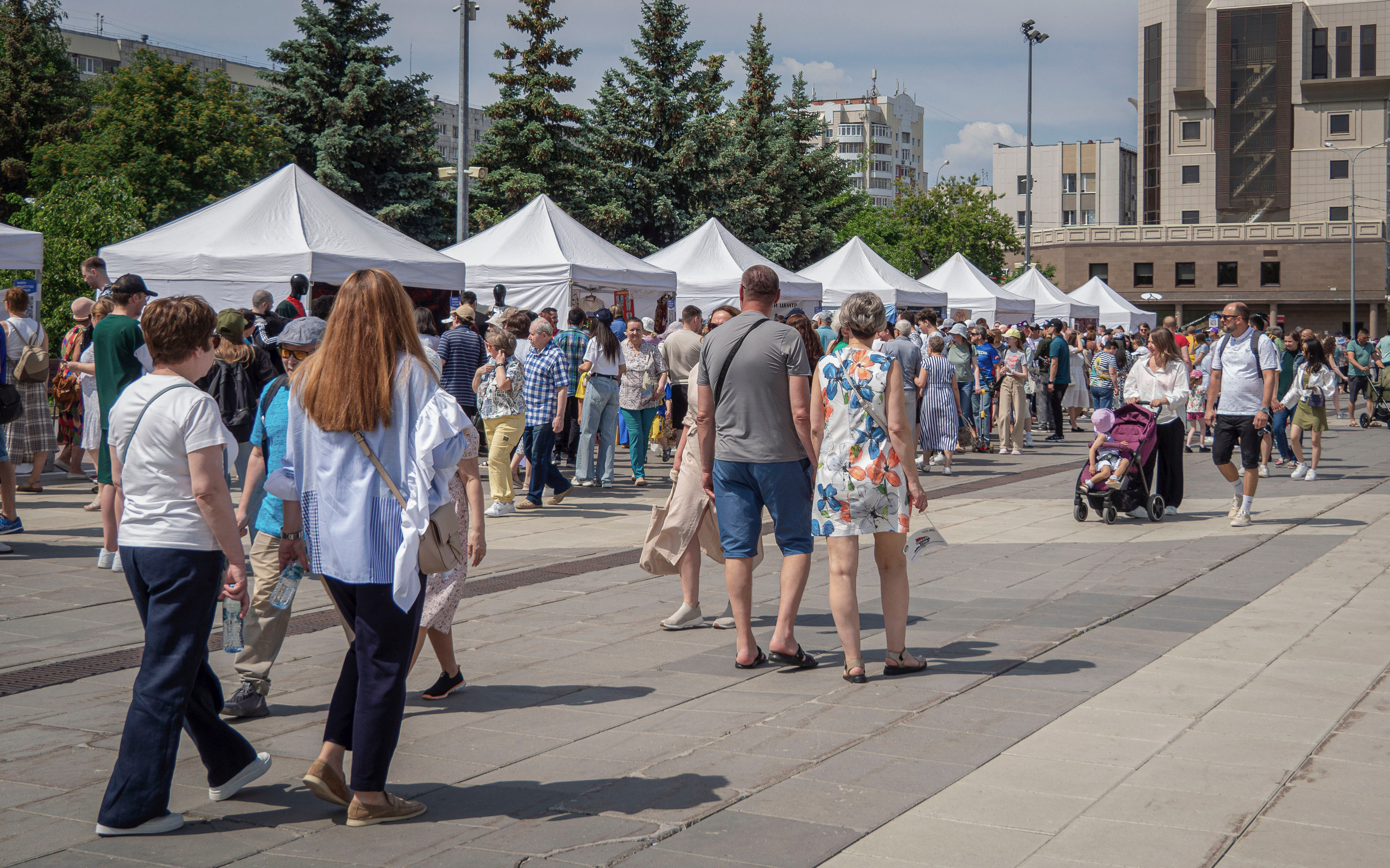 Фестиваль «Мост Дружбы» объединил тюменцев