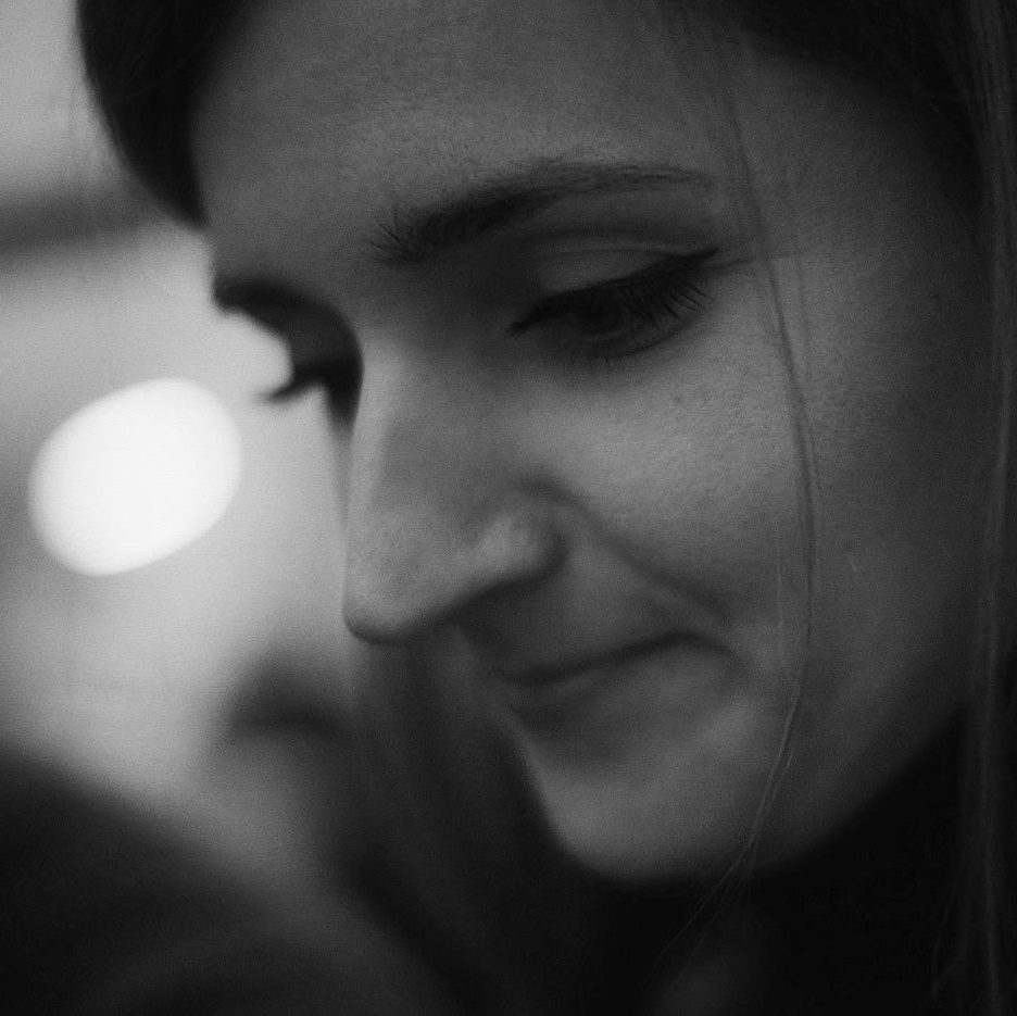 ОТЗЫВЫ. ВИДЕОГРАФ, РЕЖИССЕР — КАТЯ ГУСЕВА