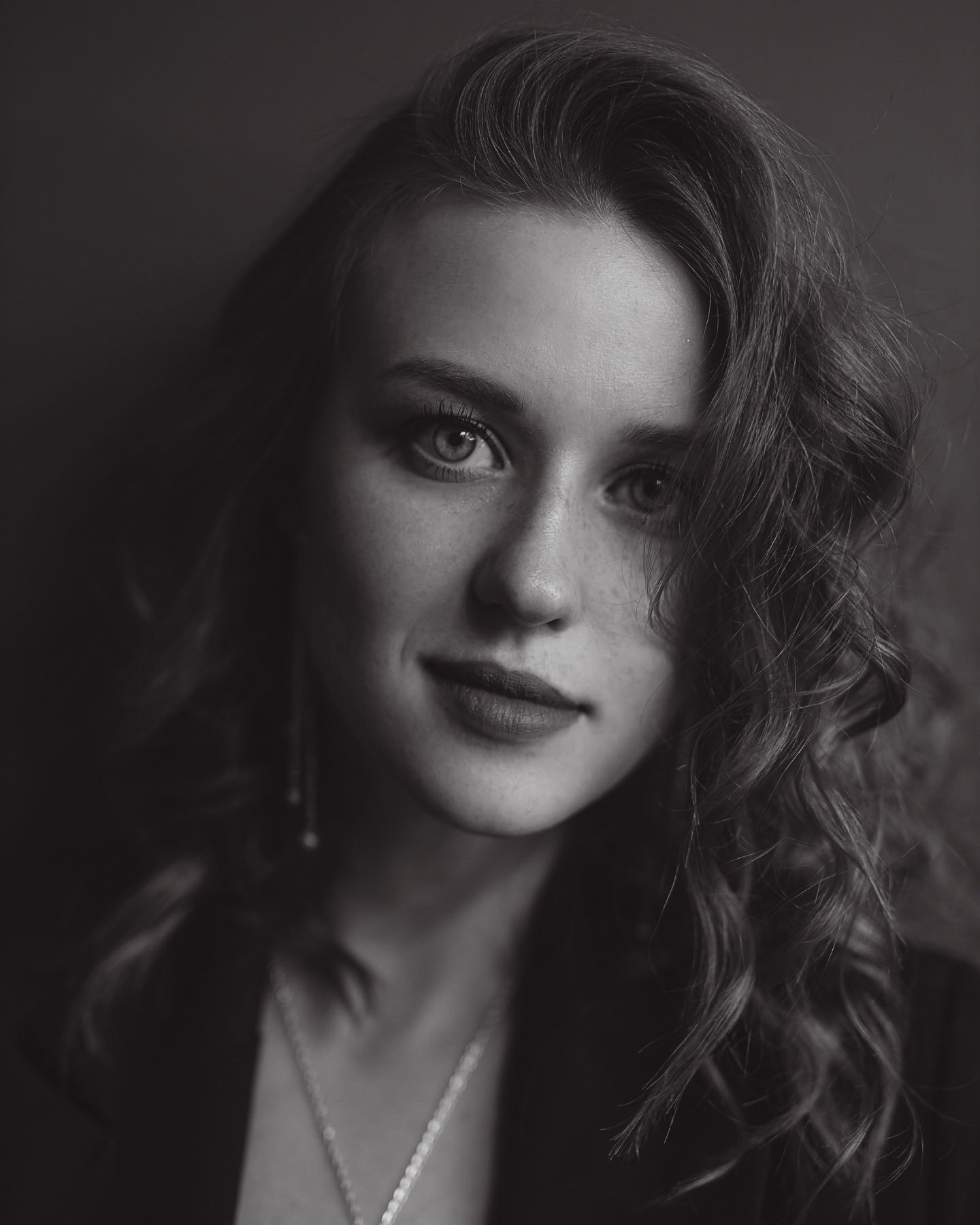 Фотограф Герасина Юлия — портретная съемка в профессиональной студии