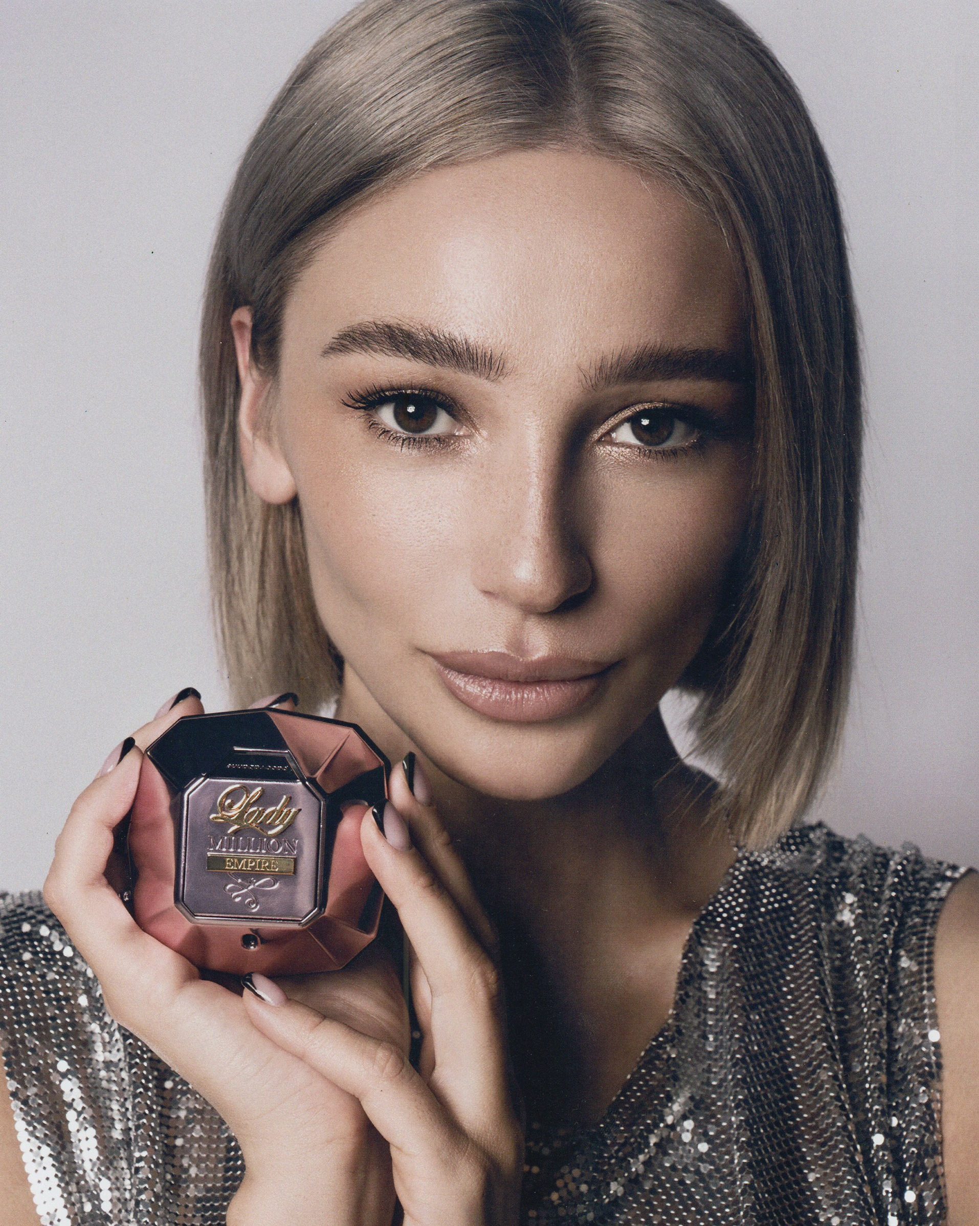 Рекламный фотограф в Москве Алексей Тверяков