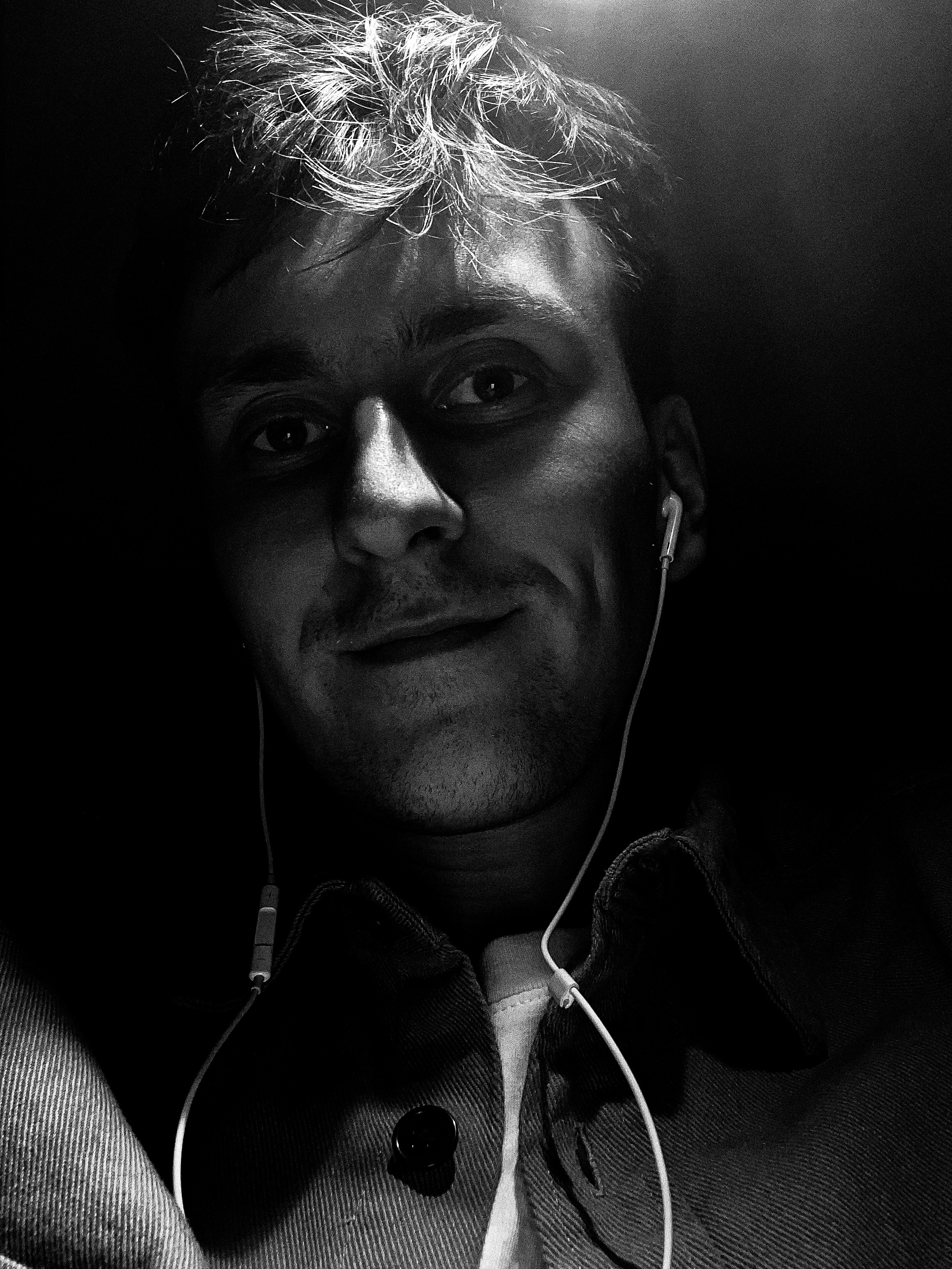 Bio. Evgenii Filippov — Photographer