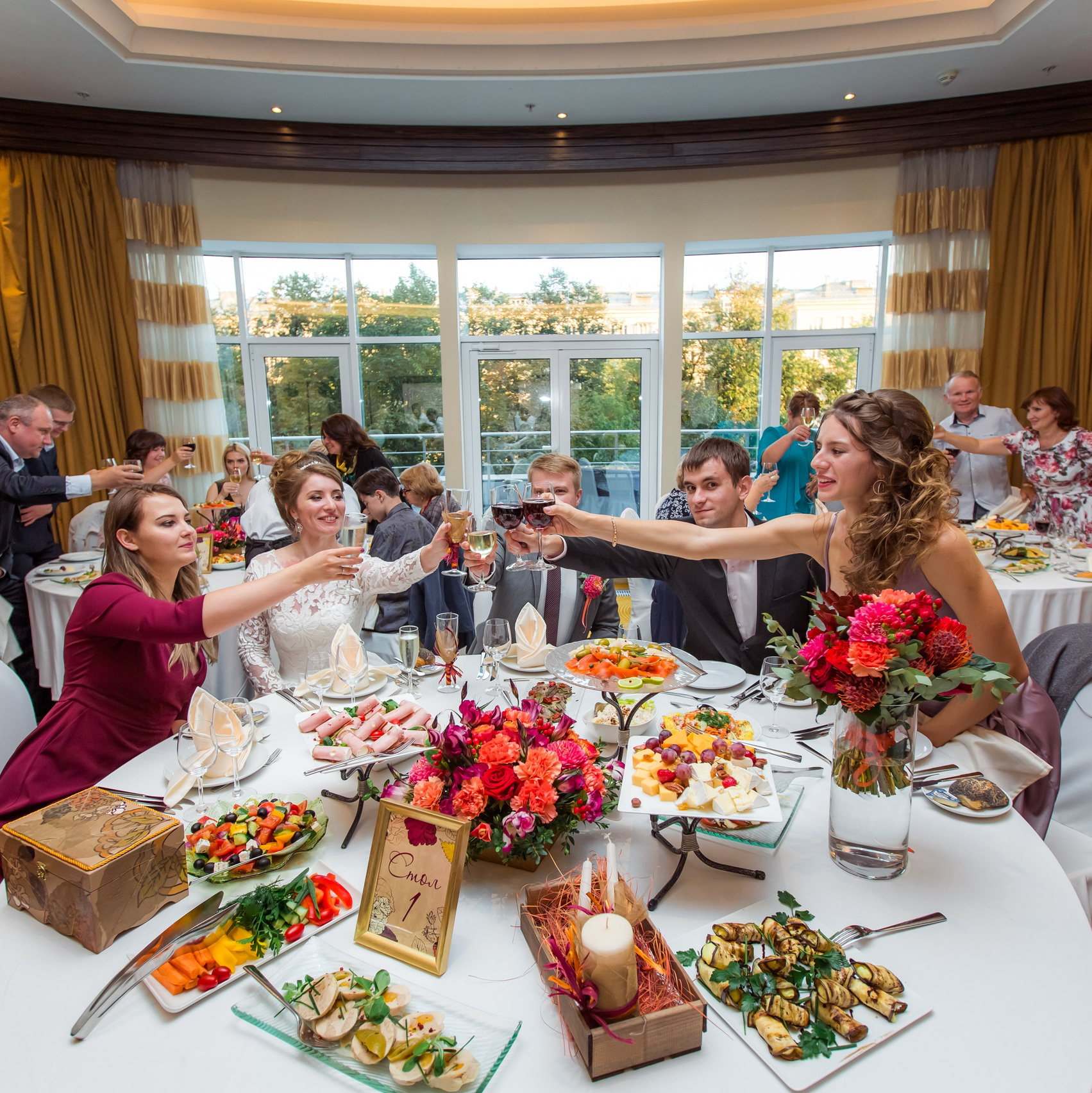 Как выбрать ресторан на свадьбу в Москве. Праздничное агентство ПИОН