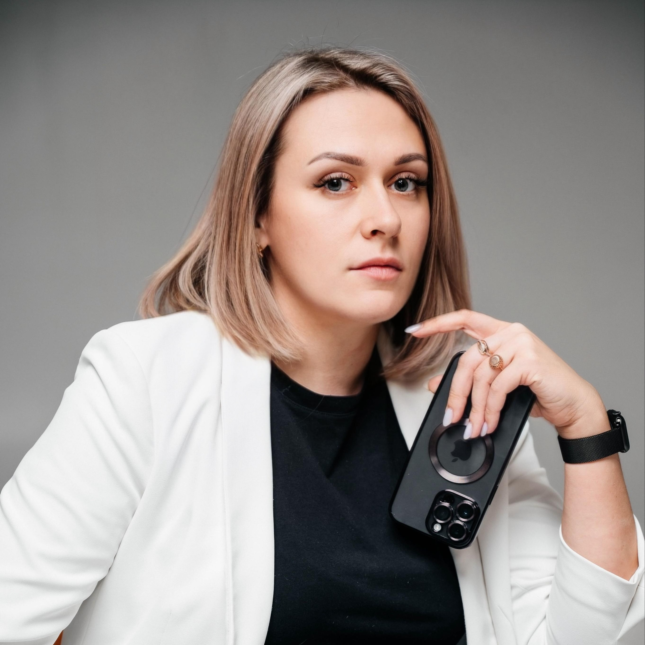 Контакты ведущей Ирины Гумеровой. Ведущая праздников и мероприятий Ирина Гумерова