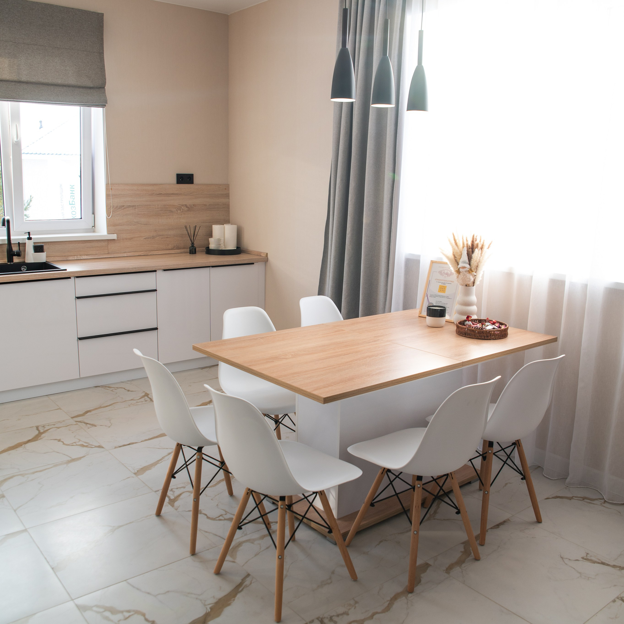 Бизнес фотограф. Фотограф Медиа продюсер Екатеринбург Винник Полина