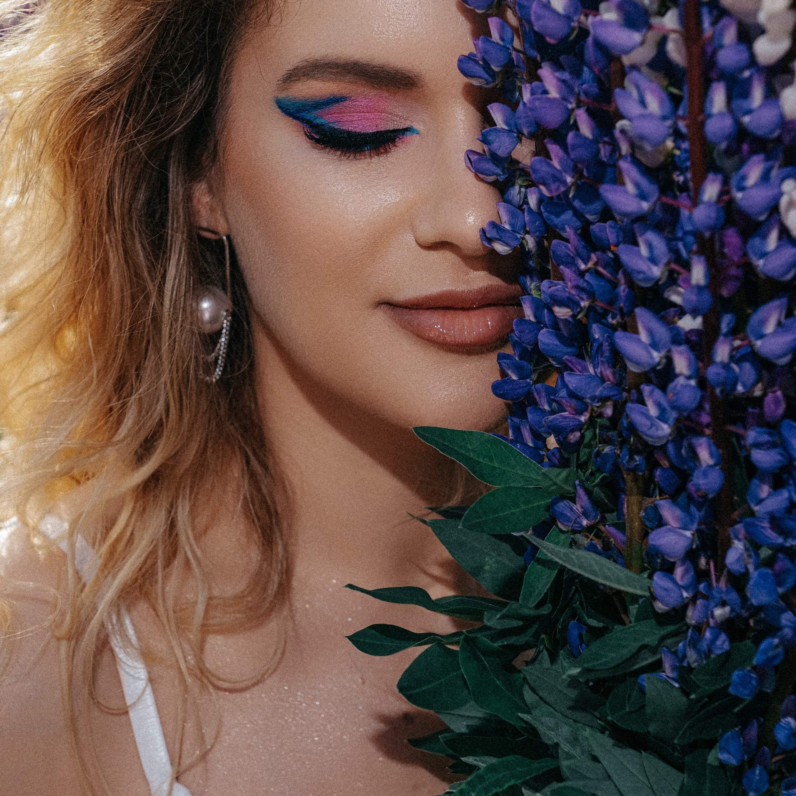 Фотосессия в люпиновом поле. Свадебный и семейный фотограф Виктория Носачёва. Щелково, Москва и МО