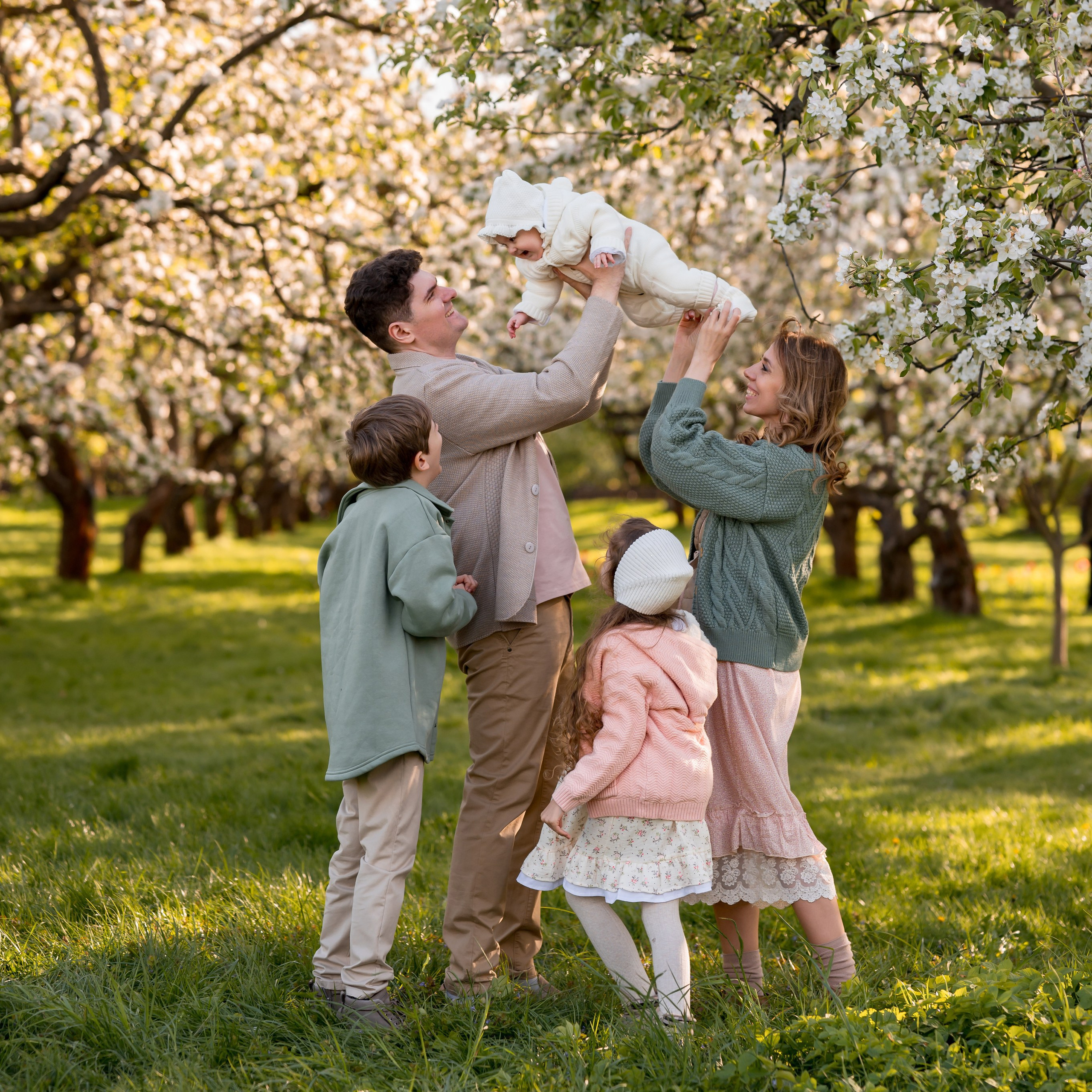 ЦВЕТЕНИЕ. Фотограф новорожденных — ньюборн фотосессия Москва Анна Миронченко