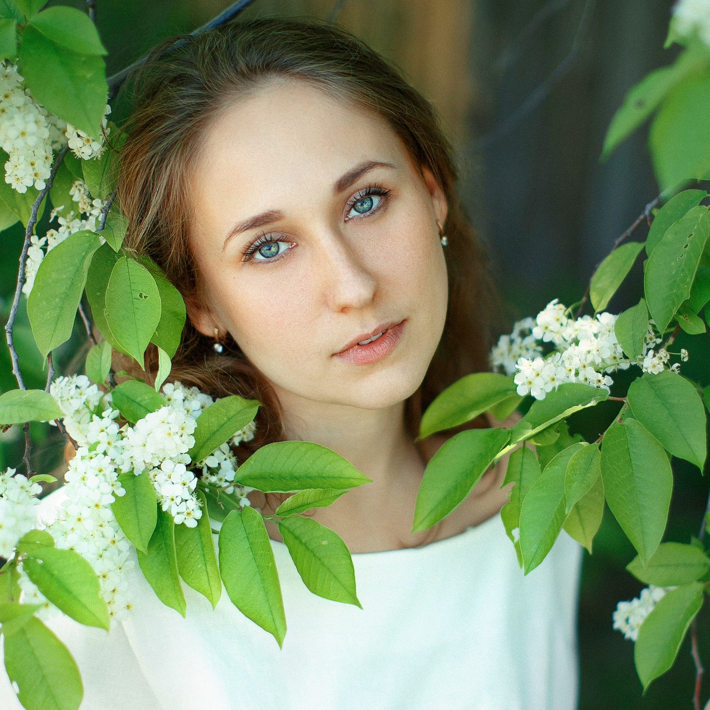 Женский портрет на пленэре