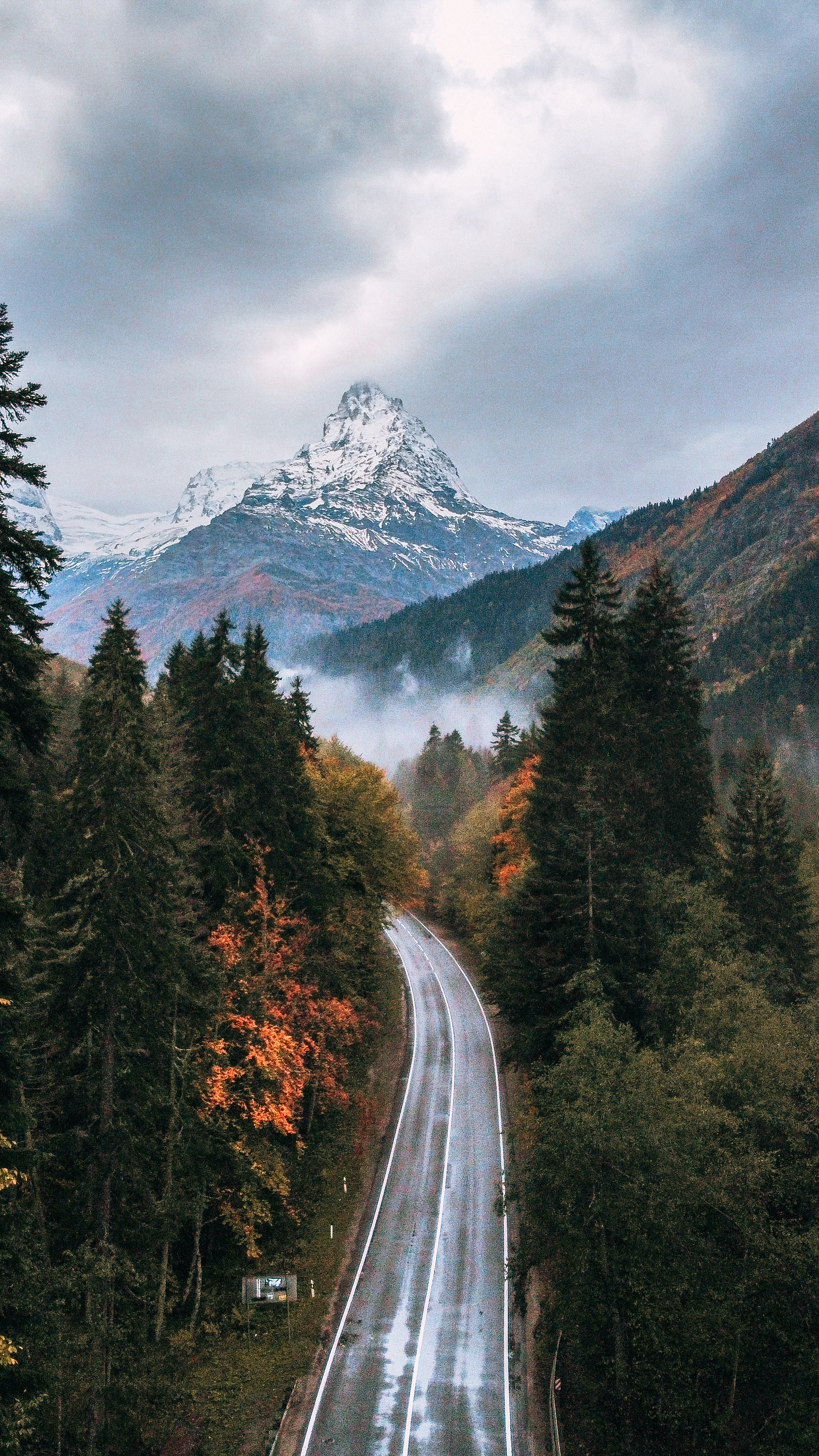 Человек с фотокамерой