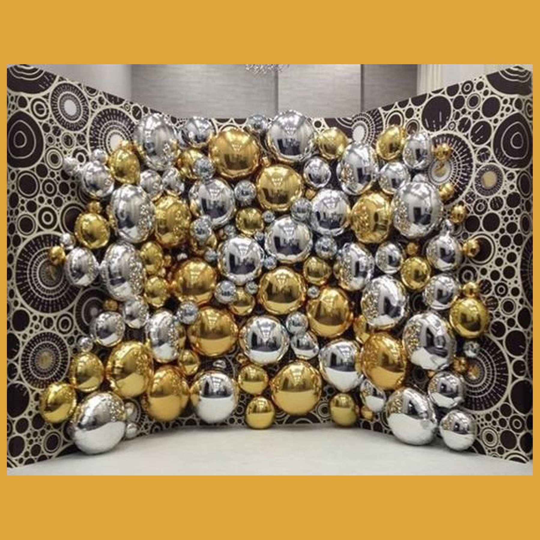 Фотозона из фольгированных шаров. Студия праздничного декора