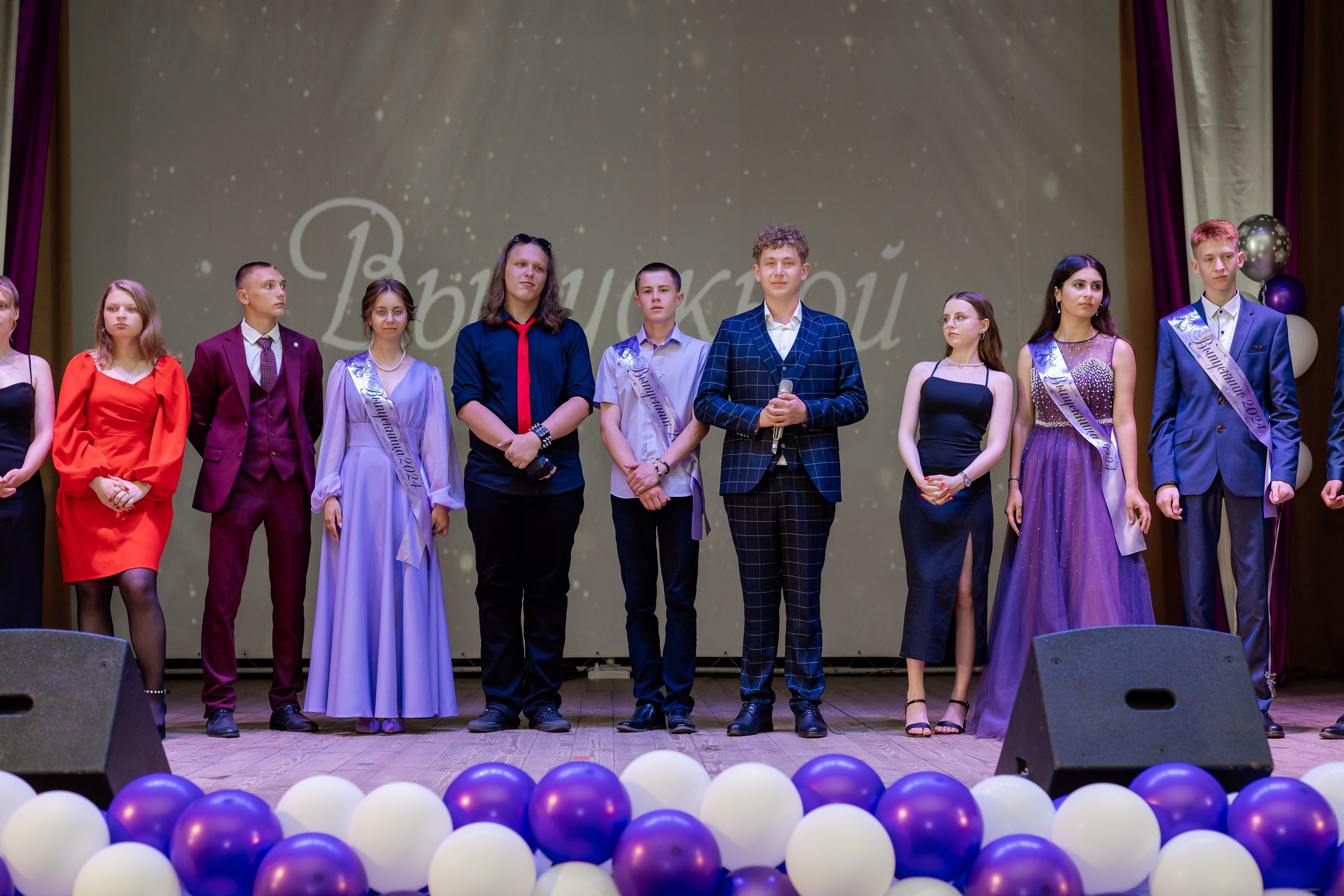 Фотосессия на выпускной или последний звонок (1). Свадебный, семейный и школьный фотограф в Бийске Ксения Мамаева