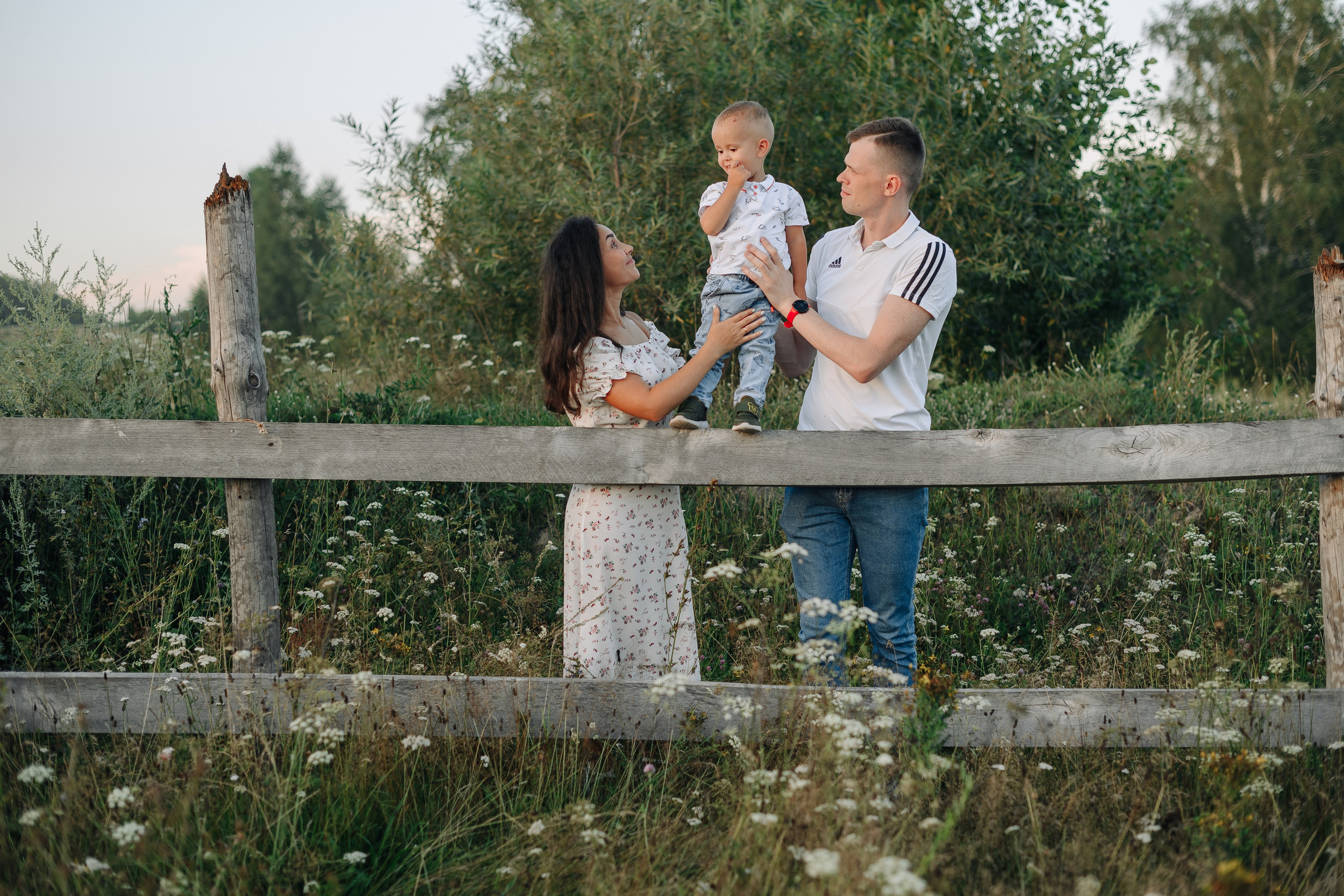 Семейная фотосессия прайс. Свадебный, семейный и школьный фотограф в Бийске Ксения Мамаева