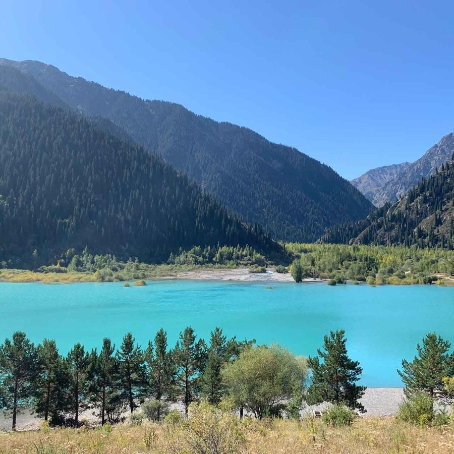 Озеро Иссык рядом с Алматы, Казахстан. Где находится, как доехать, фото и видео зимой и летом