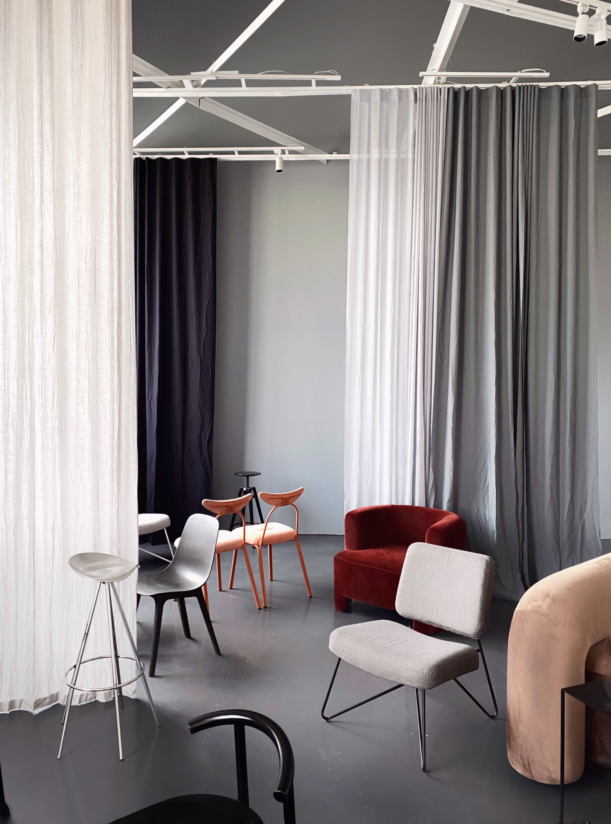 Фотостудии в Москве. Ангелина Богданова, междисциплинарная художница