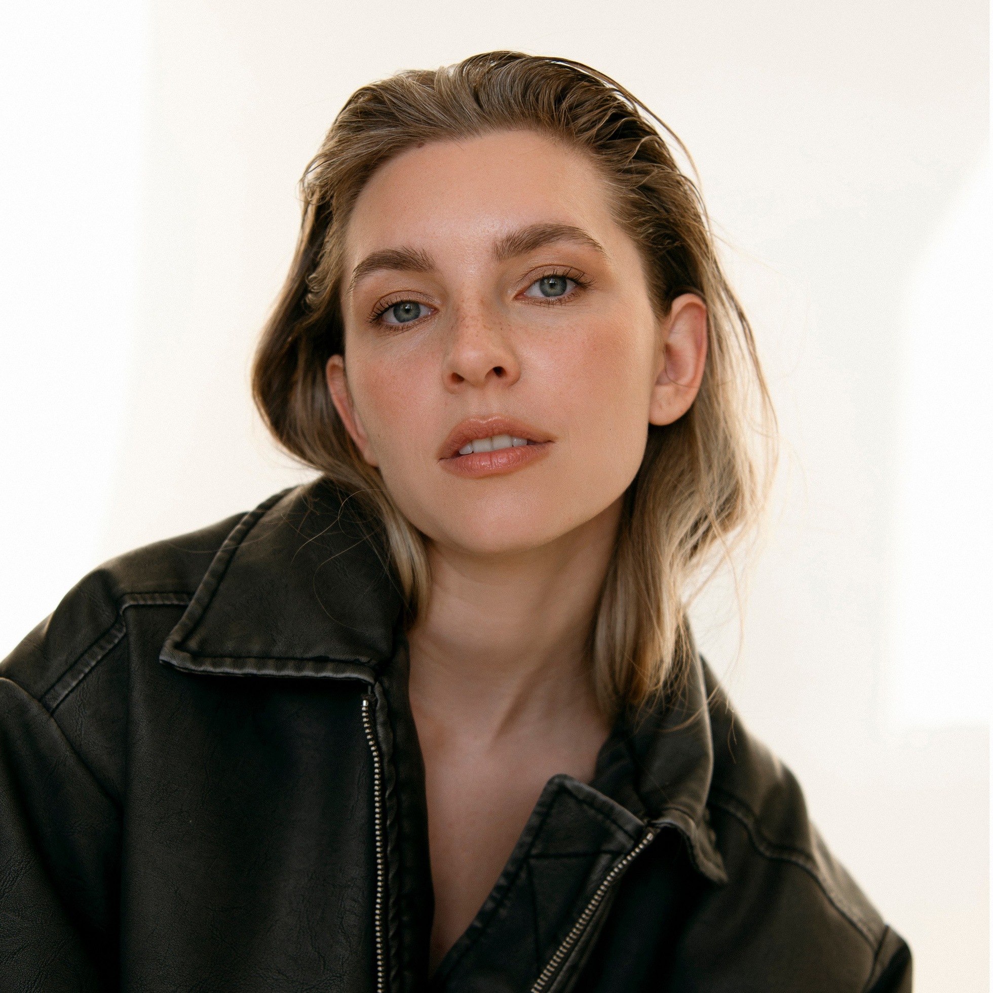 Контакты. Свадебный фотограф Тольятти Москва Адамова Виктория