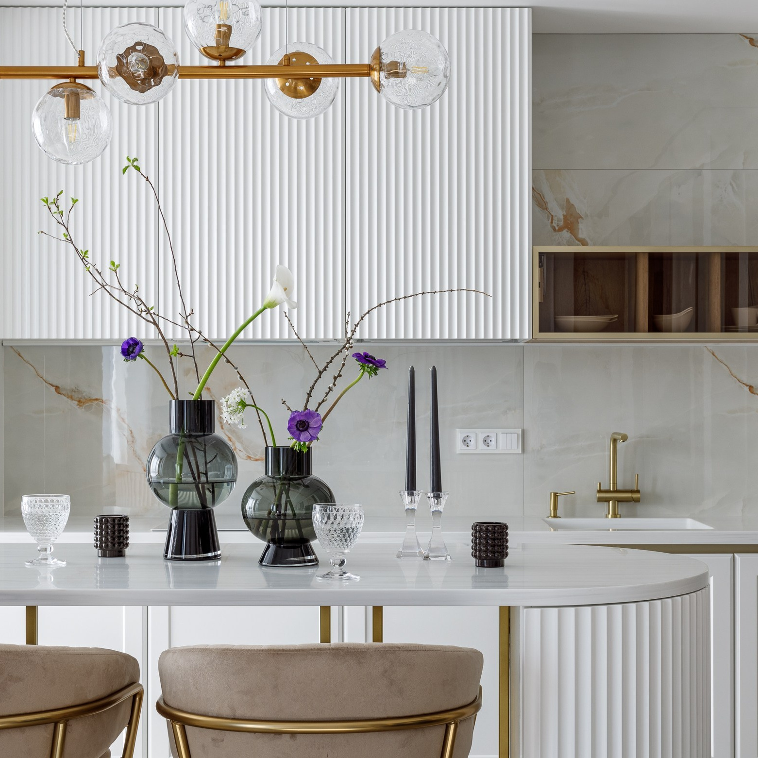 Интерьерная фотосъемка в Самаре. Интерьерный фотограф Дима Птицын и стилист Дарья Копылова