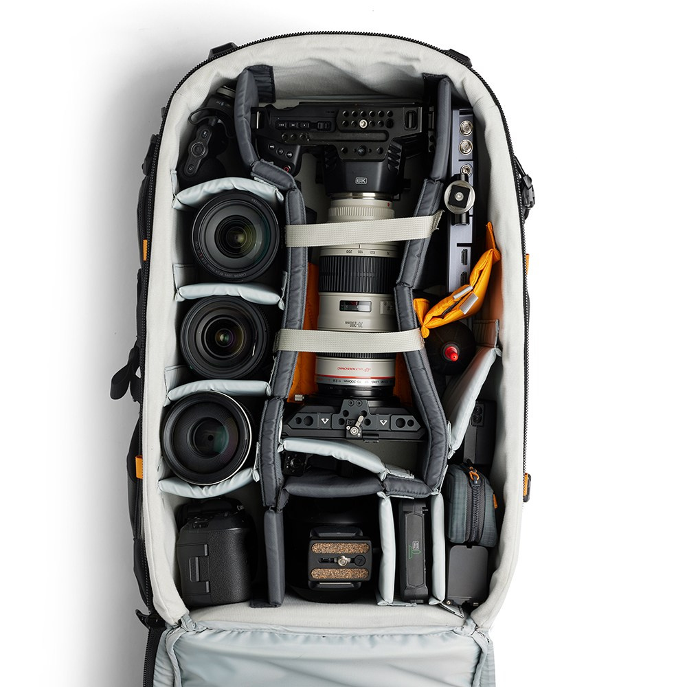 Lowepro «Pro Trekker BP 650 AW II». Фотограф — видеограф в Москве Дмитрий Менделеев