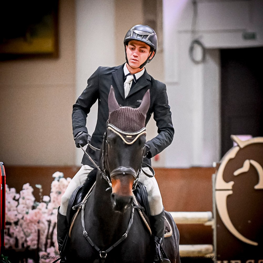 2025.10.25 — КСК Виват, Россия!. ТУРНИРНАЯ КОННАЯ ФОТОГРАФИЯ, Руднева Ольга и Евгений Адеев