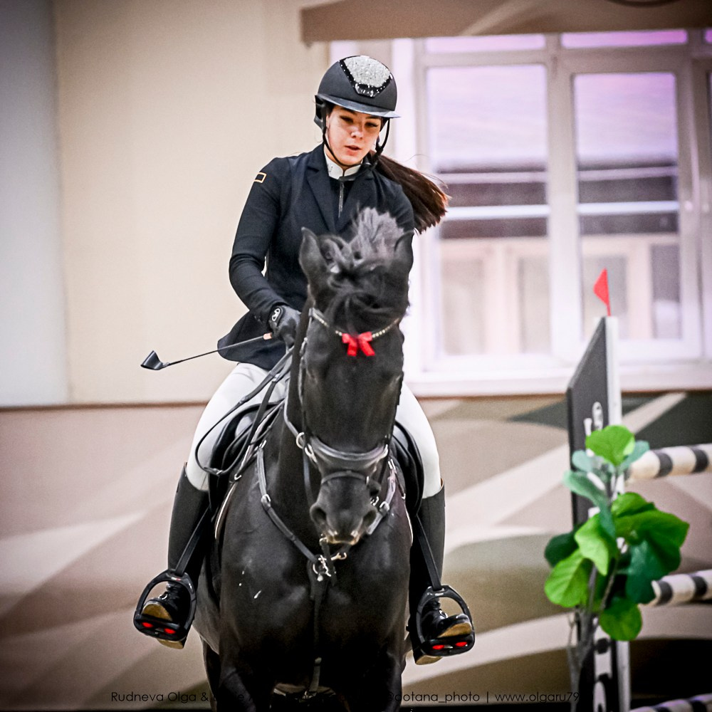 2025.10.25 — КСК Виват, Россия!. ТУРНИРНАЯ КОННАЯ ФОТОГРАФИЯ, Руднева Ольга и Евгений Адеев