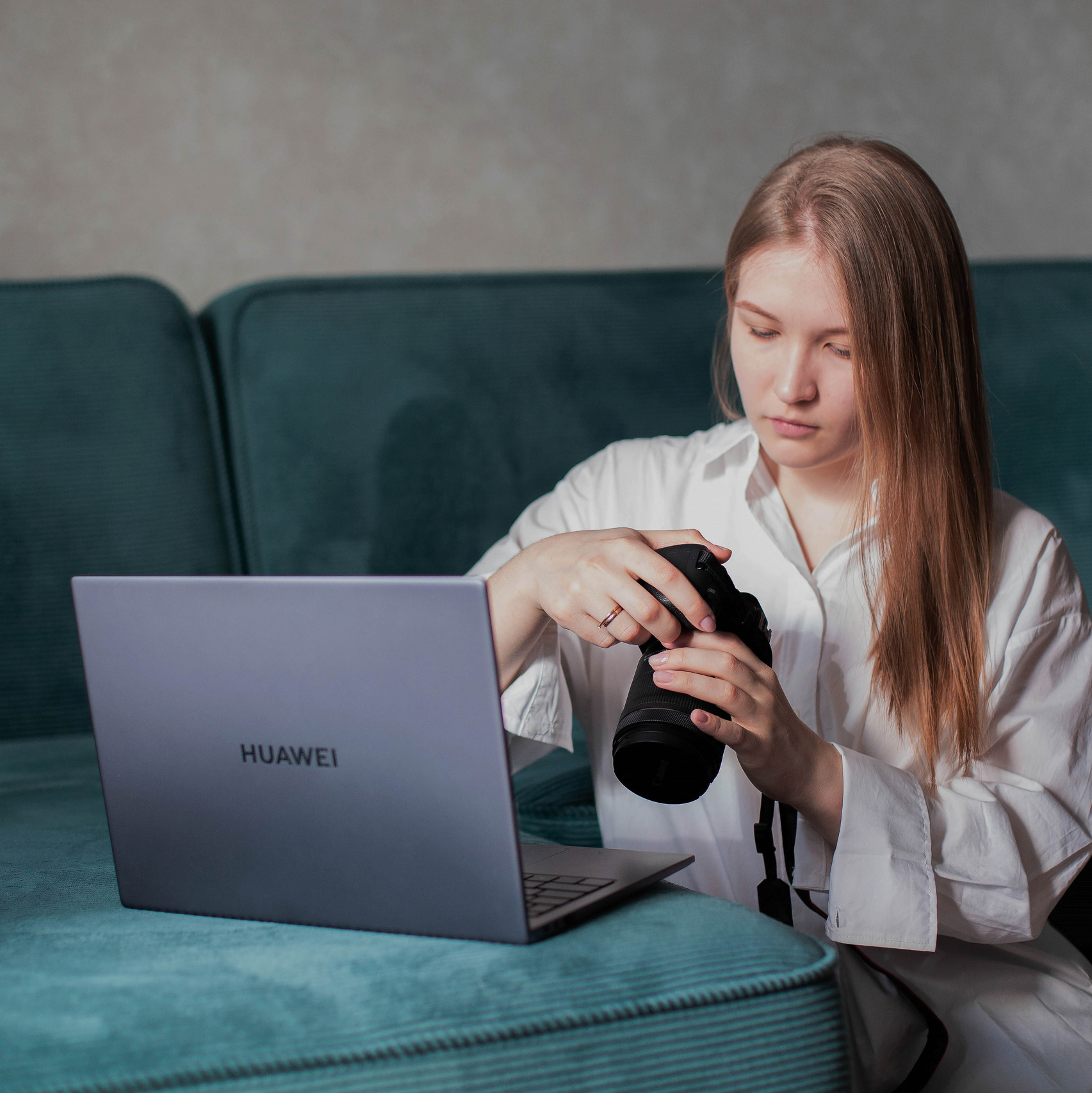 Контакты. Света Шувалова — фотограф и видеограф в Тбилиси