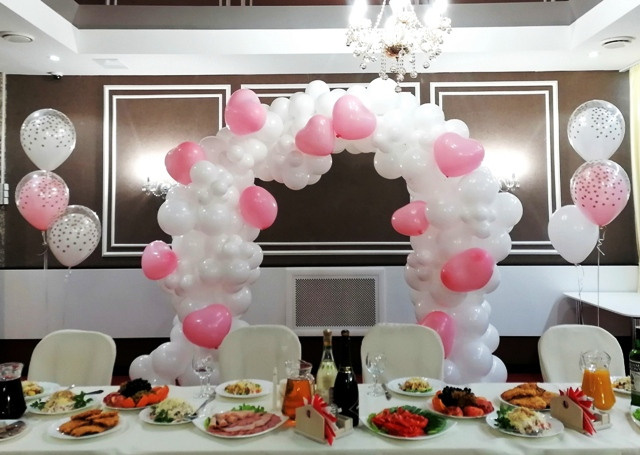 Свадебная арка из воздушных шаров. Студия праздничного декора