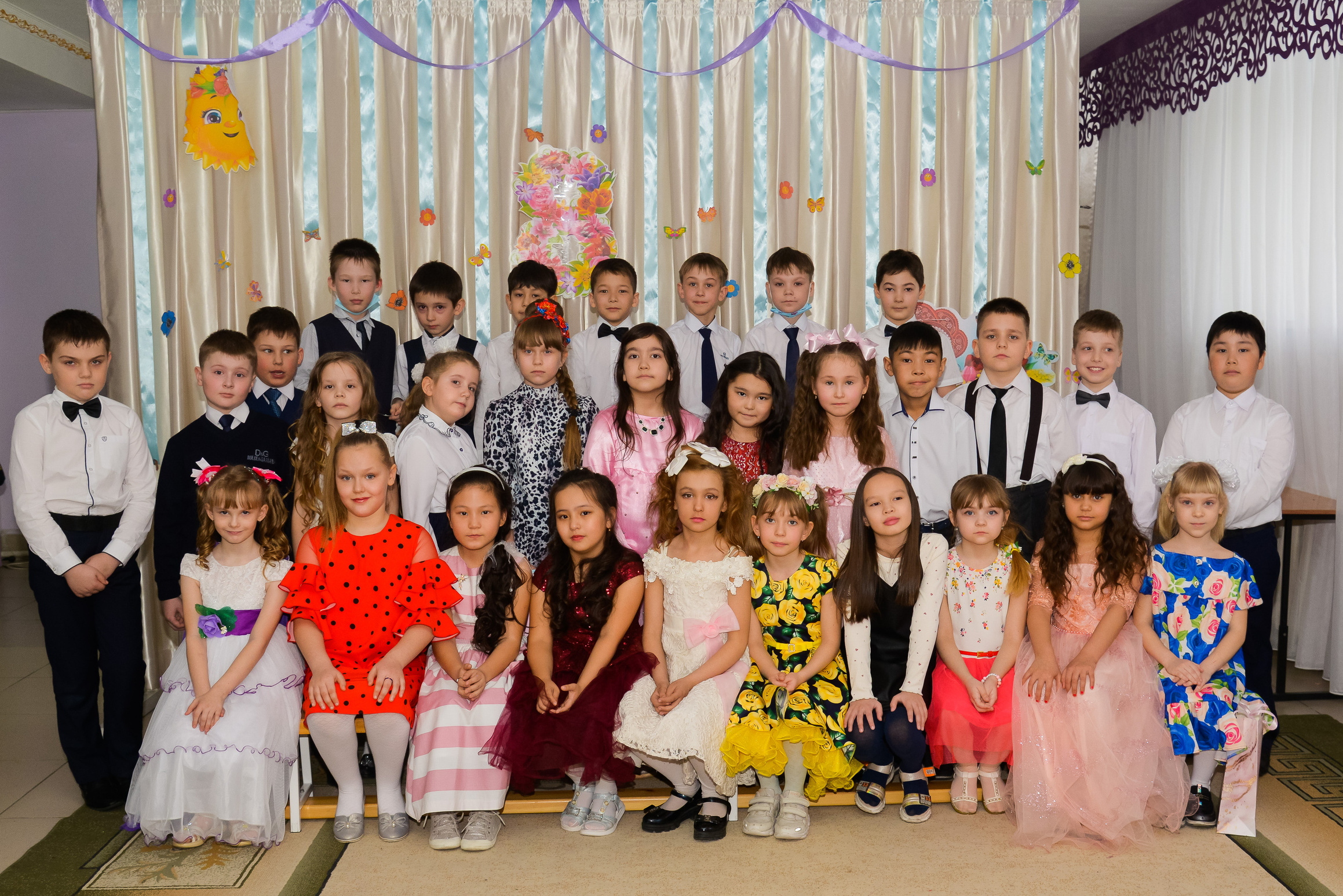 Фотосопровождение в начальной школе. Детский и школьный фотограф в Костанае Рабига Сейткенова