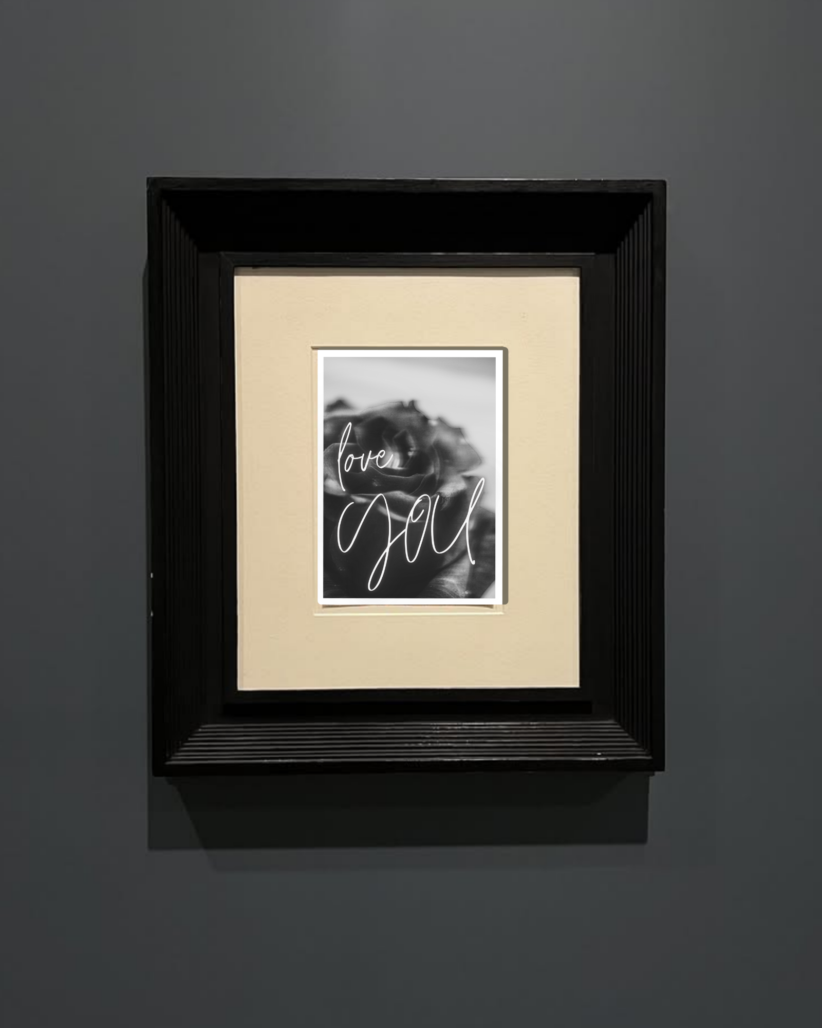 otkrytka-istoriya-roz-8-monochrome-love-you-10x15-shablon