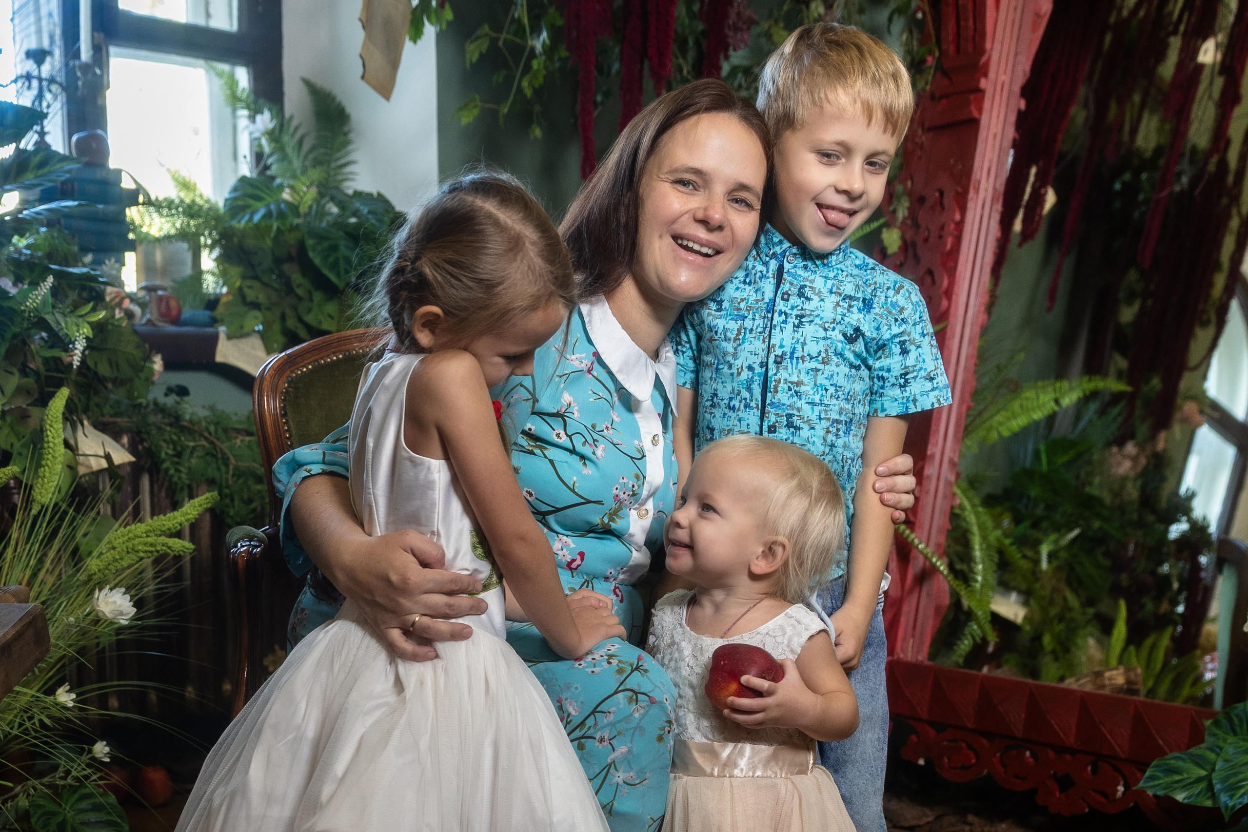 Лена Румянцева — репортажный, детский и семейный фотограф в Москве