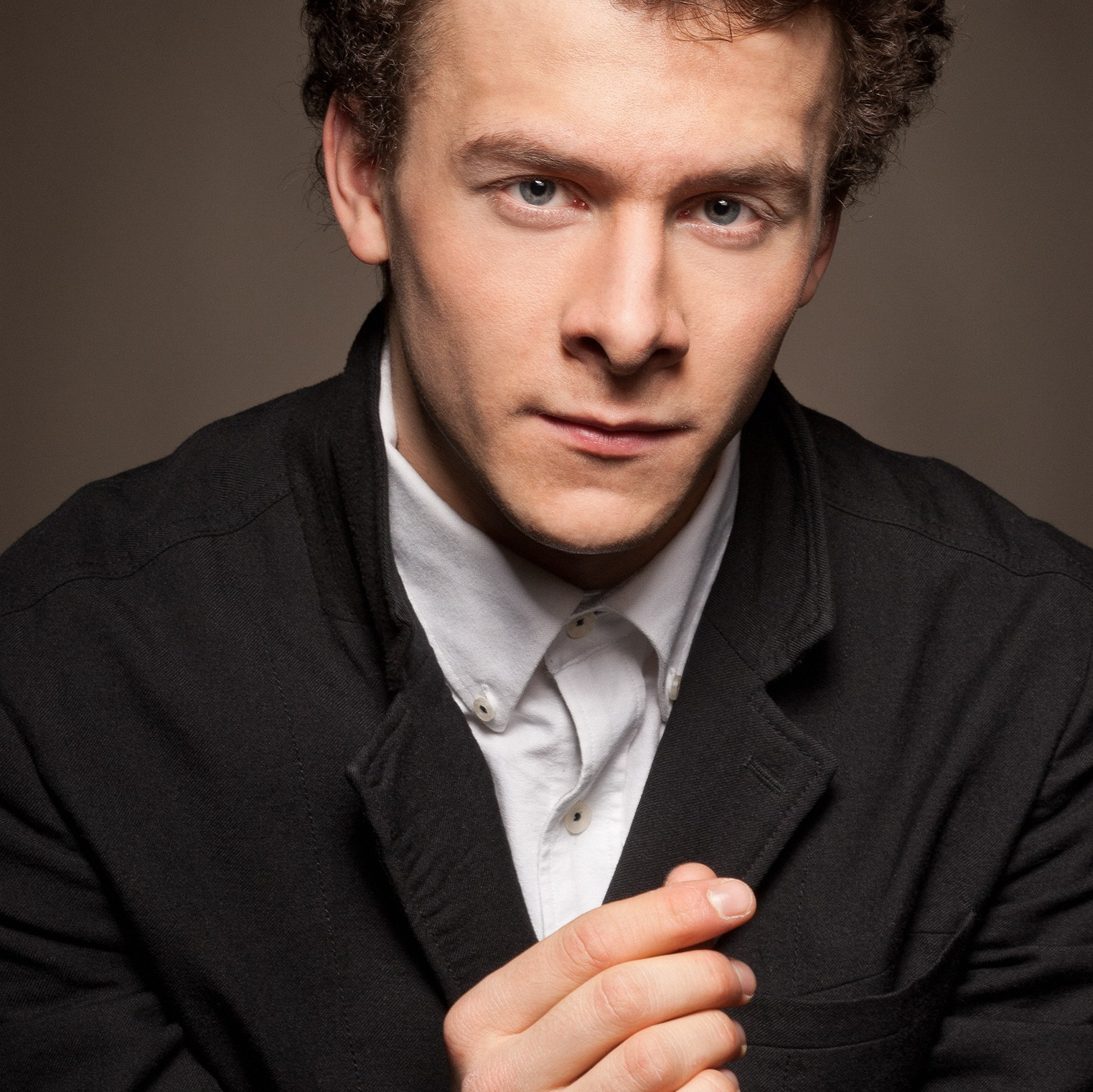 Фотосъемка актерского портфолио в студии, фотограф: Андрей Троицкий.