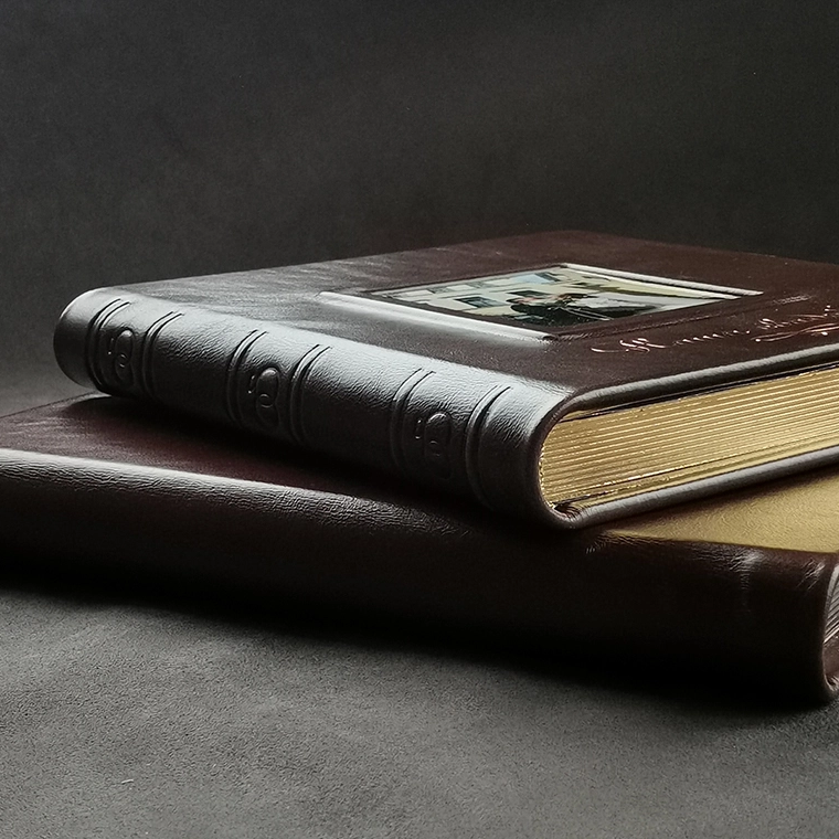 Обложки фотокниг. Фотограф Наталья Яковлева, Санкт-Петербург. Семьи, ньюборн, крещения