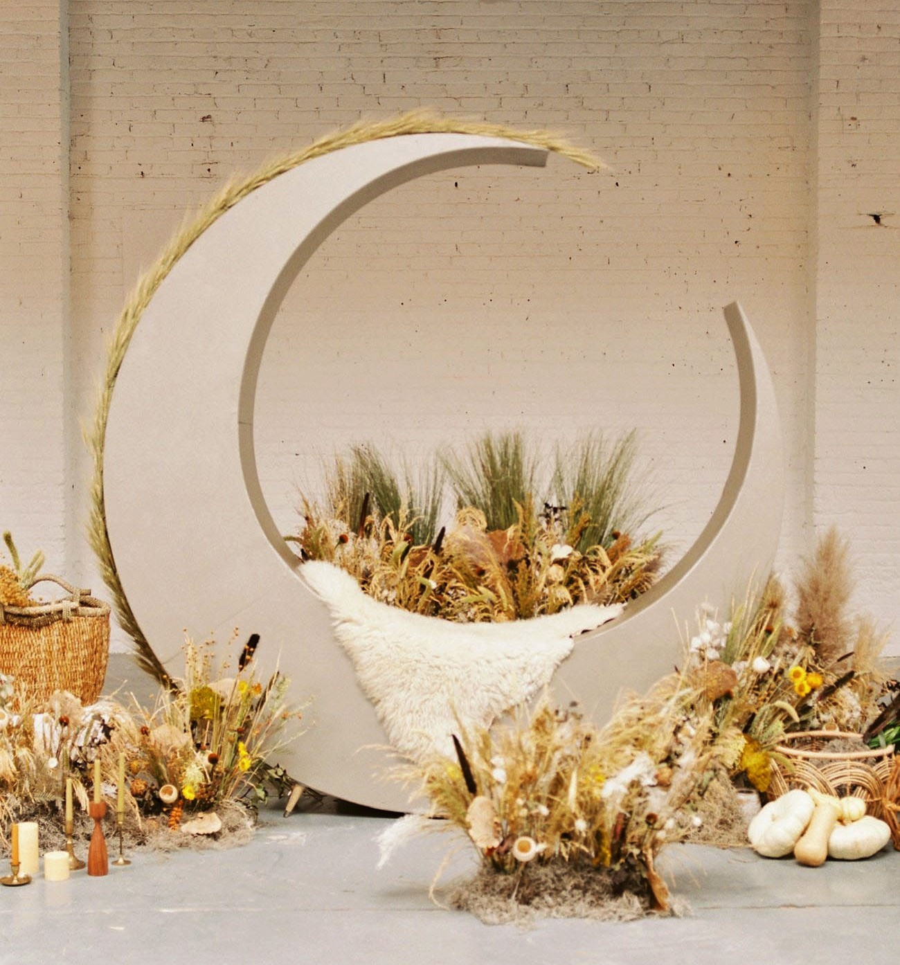 Свадебная фотозона. Студия праздничного декора