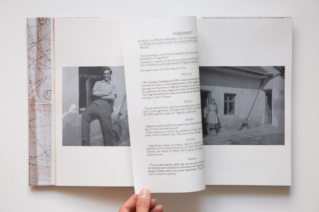 ОБЗОР АКТУАЛЬНЫХ ФОТОКНИГ: Улица Rue Désiré Chevalier. Самоорганизация Низина