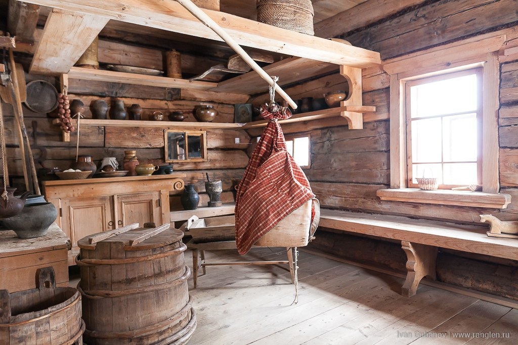 Ростов Великий и Кострома. Фотограф Иван Губанов