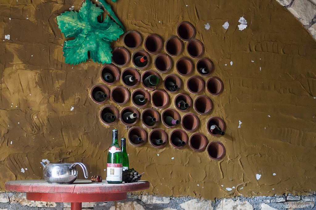 Заброшенный отель в Кемере. Фотограф Иван Губанов