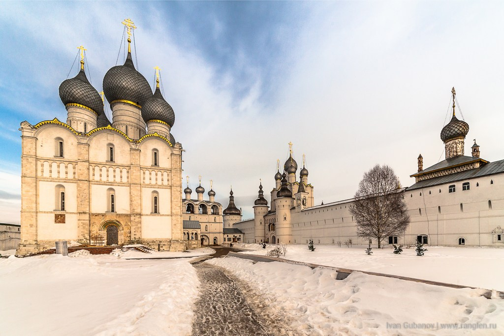 Ростов Великий и Кострома. Фотограф Иван Губанов