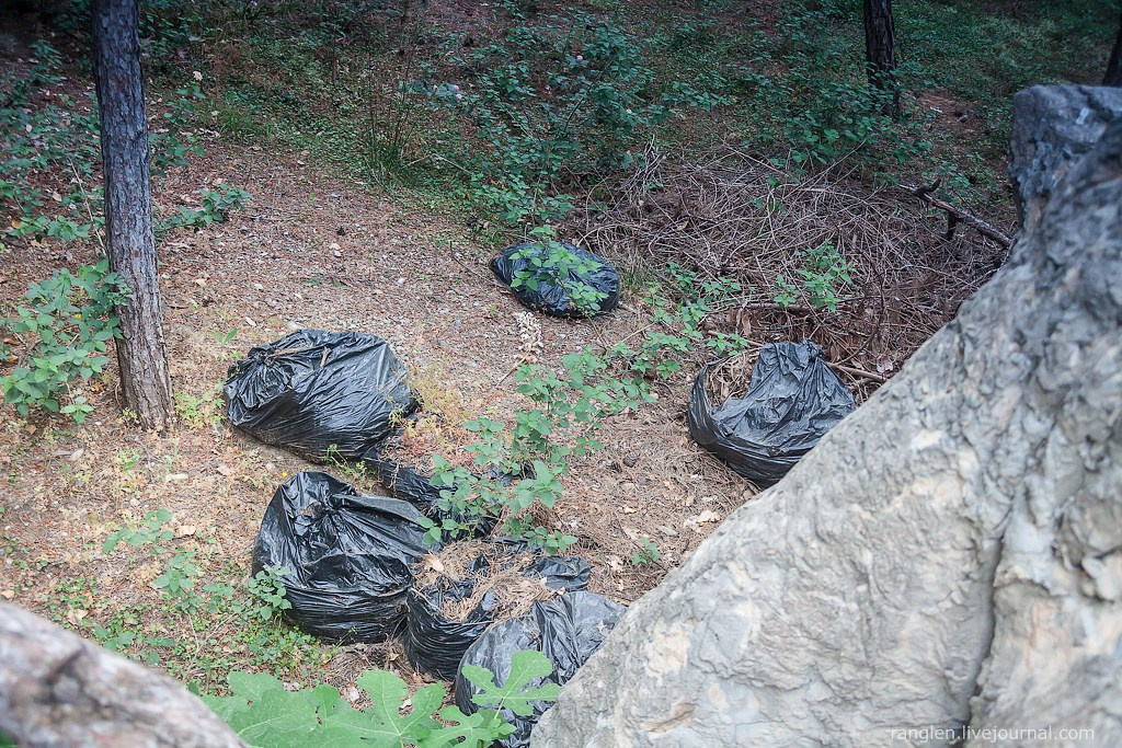 Заброшенный отель в Кемере. Фотограф Иван Губанов